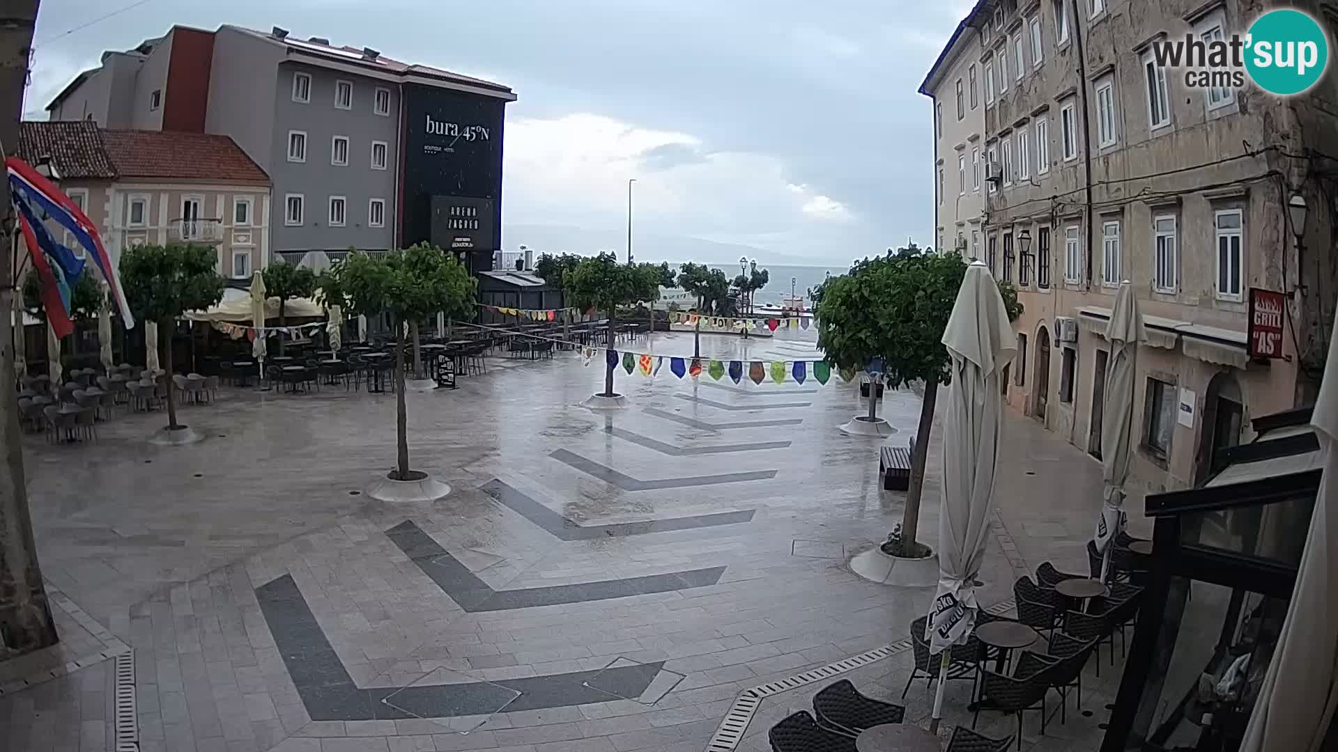 Zentrum der Stadt Senj – Pavlin platz – Live Cam Dalmatia