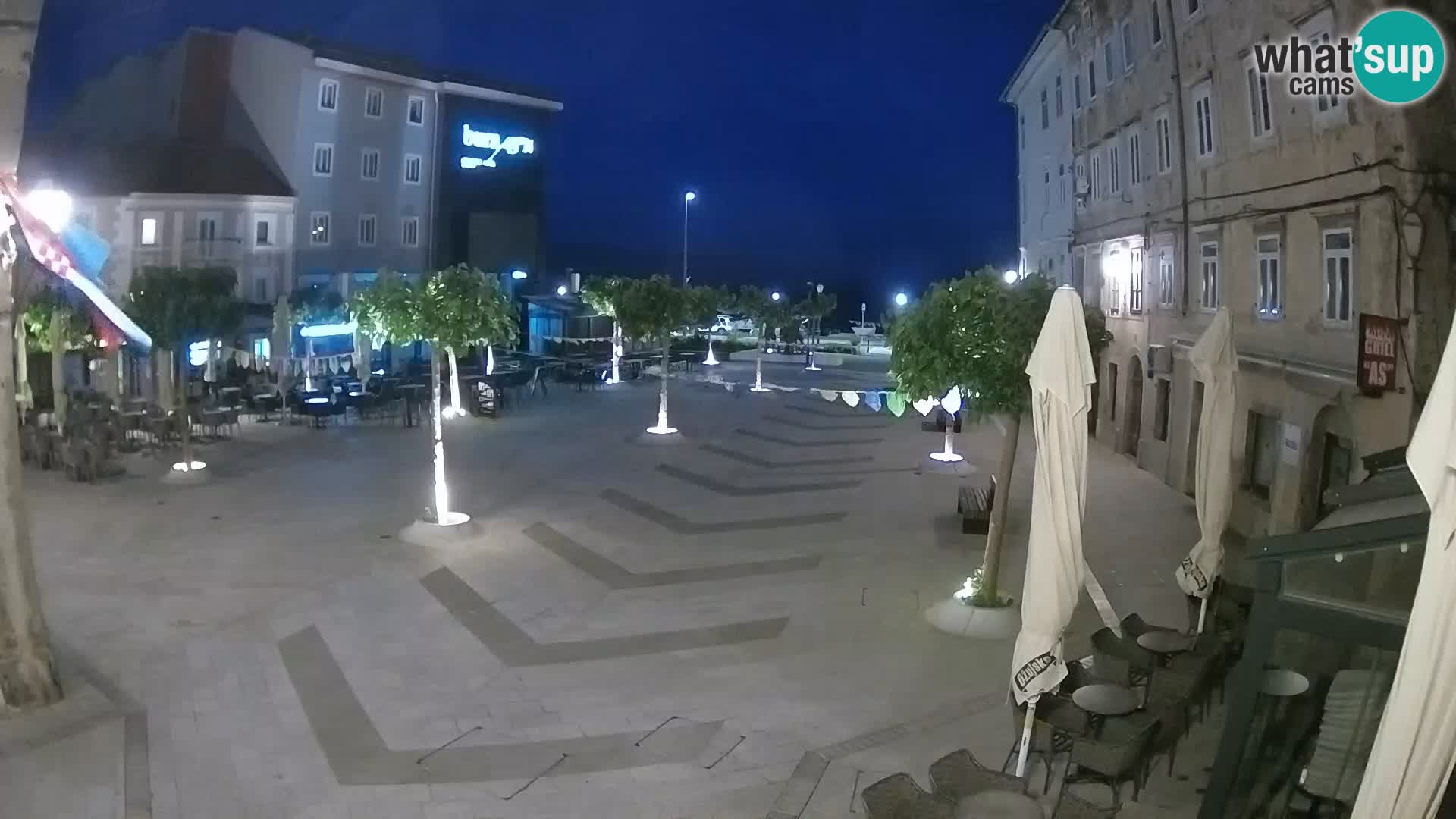 Zentrum der Stadt Senj – Pavlin platz – Live Cam Dalmatia