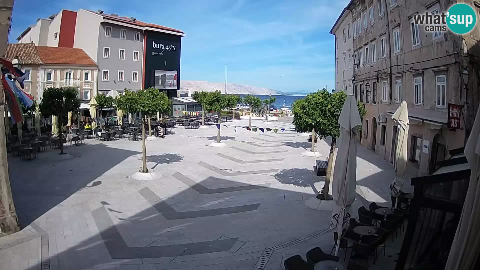 Center mesta Senj – Pavlinski trg – spletne kamere Dalmacija