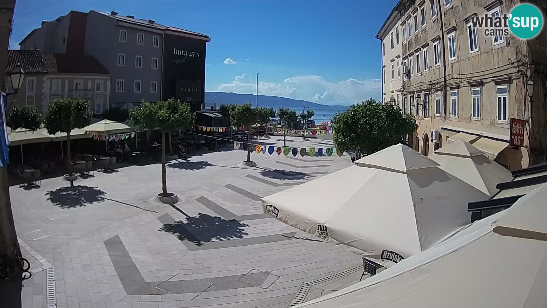 Center mesta Senj – Pavlinski trg – spletne kamere Dalmacija