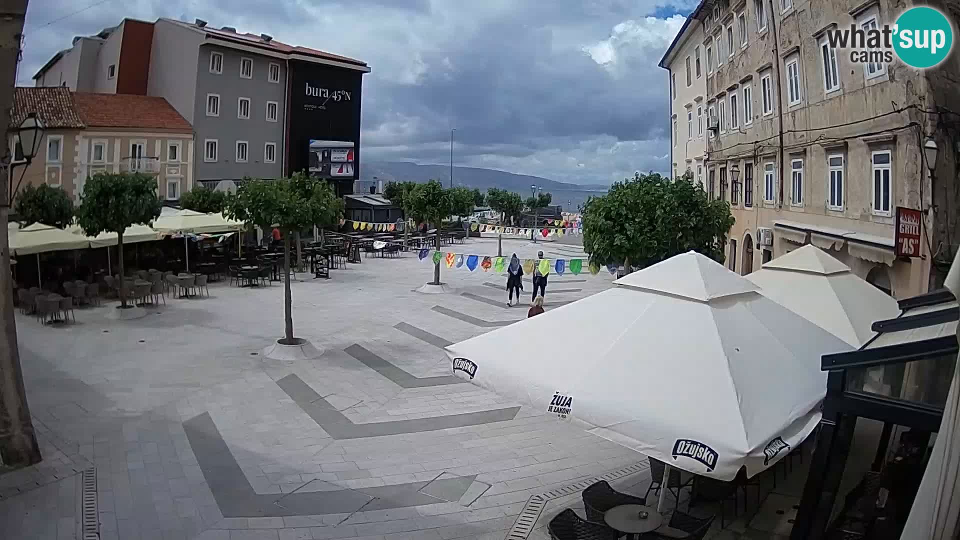 Center mesta Senj – Pavlinski trg – spletne kamere Dalmacija