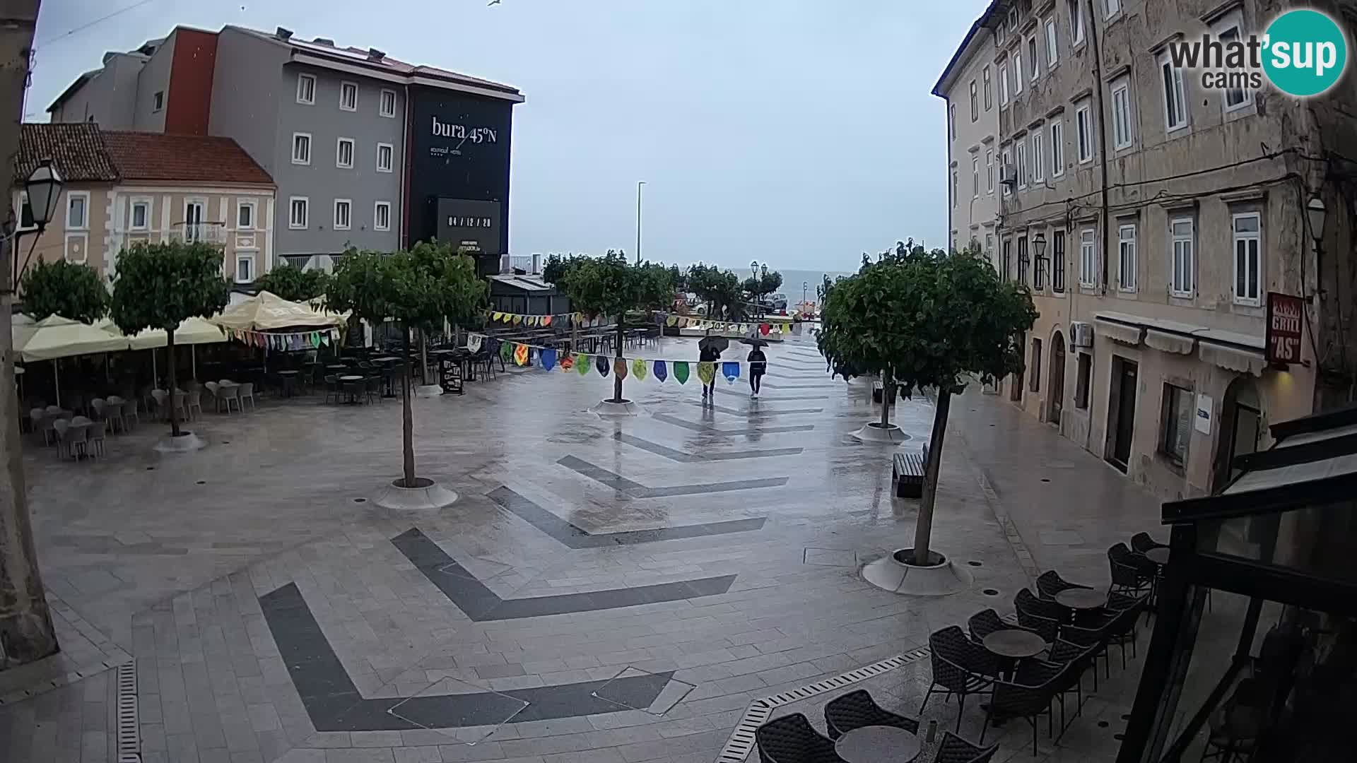 Zentrum der Stadt Senj – Pavlin platz – Live Cam Dalmatia