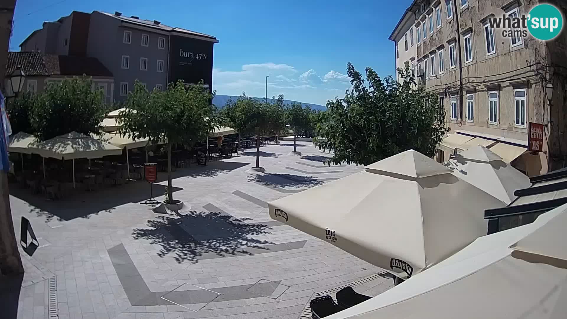 Centro de la ciudad de Senj – plaza Pavlin – Live Cam Dalmacia