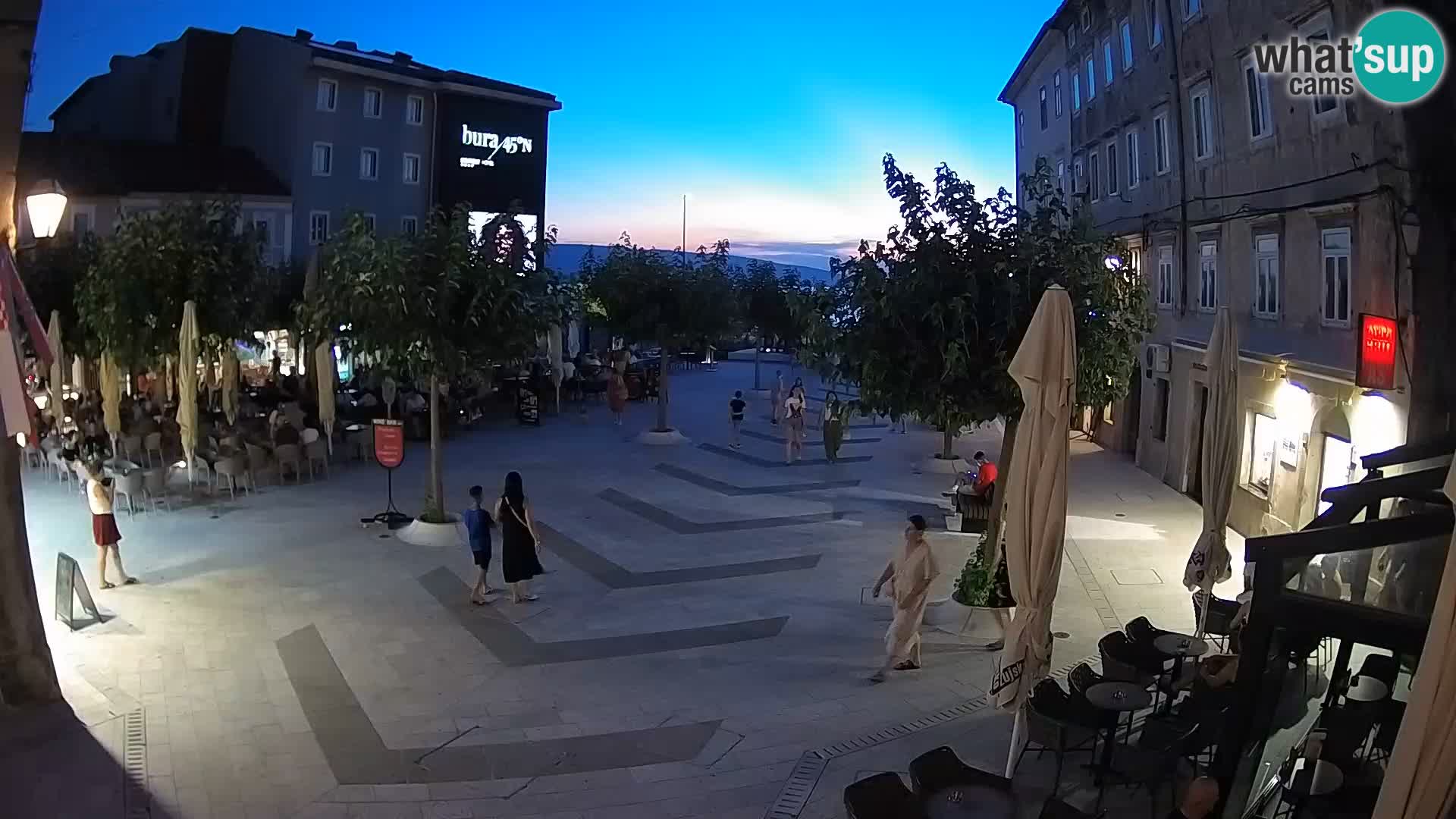 Center mesta Senj – Pavlinski trg – spletne kamere Dalmacija