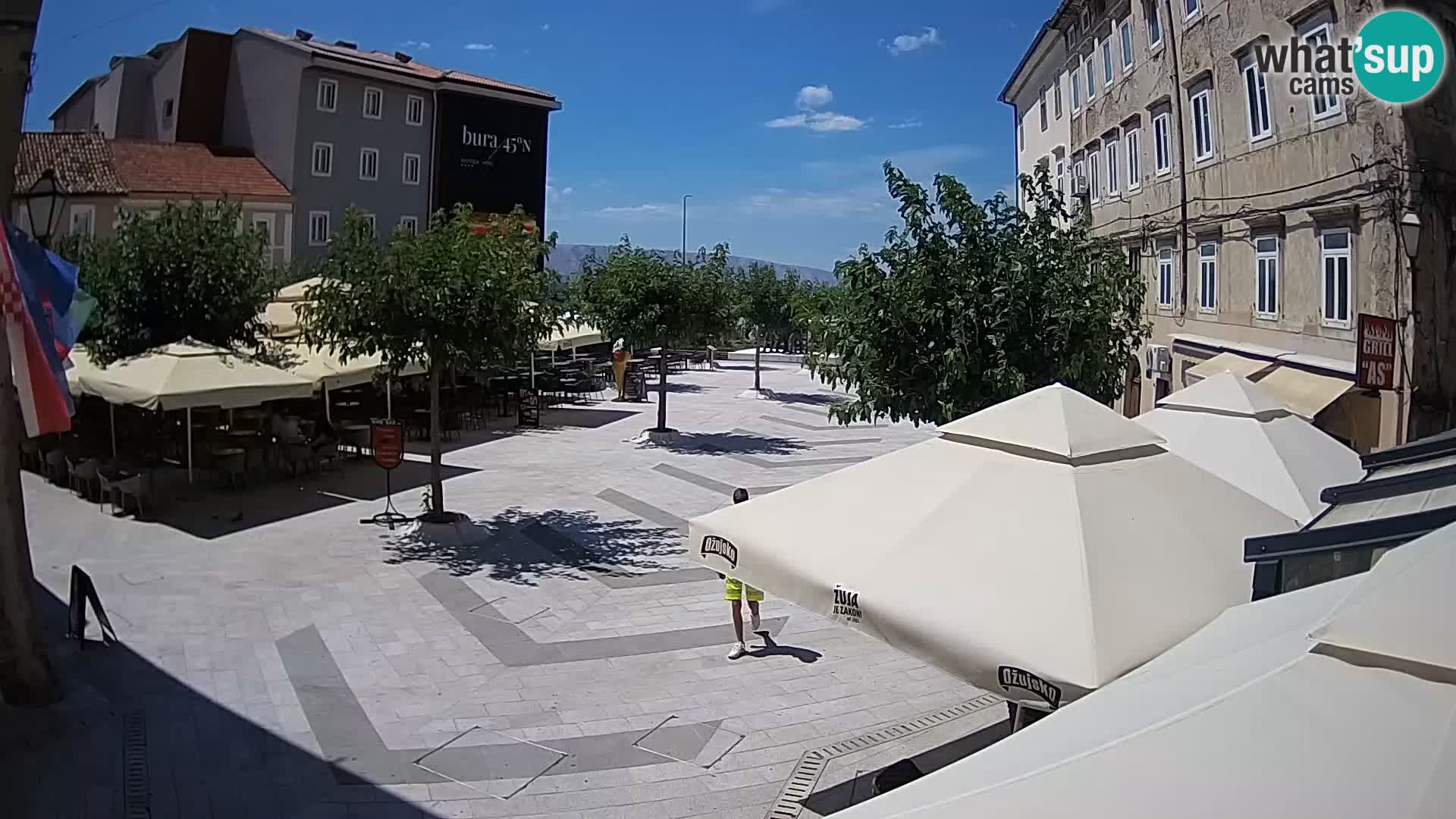 Zentrum der Stadt Senj – Pavlin platz – Live Cam Dalmatia