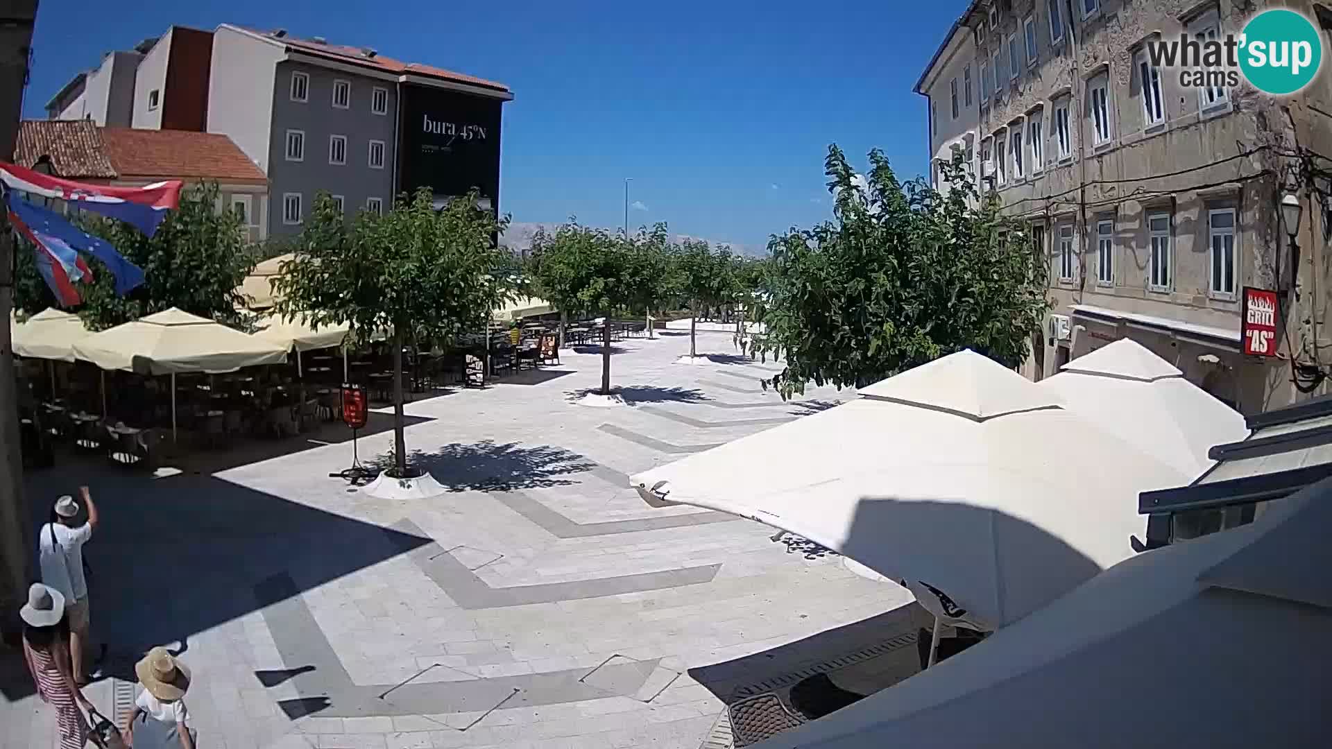 Zentrum der Stadt Senj – Pavlin platz – Live Cam Dalmatia