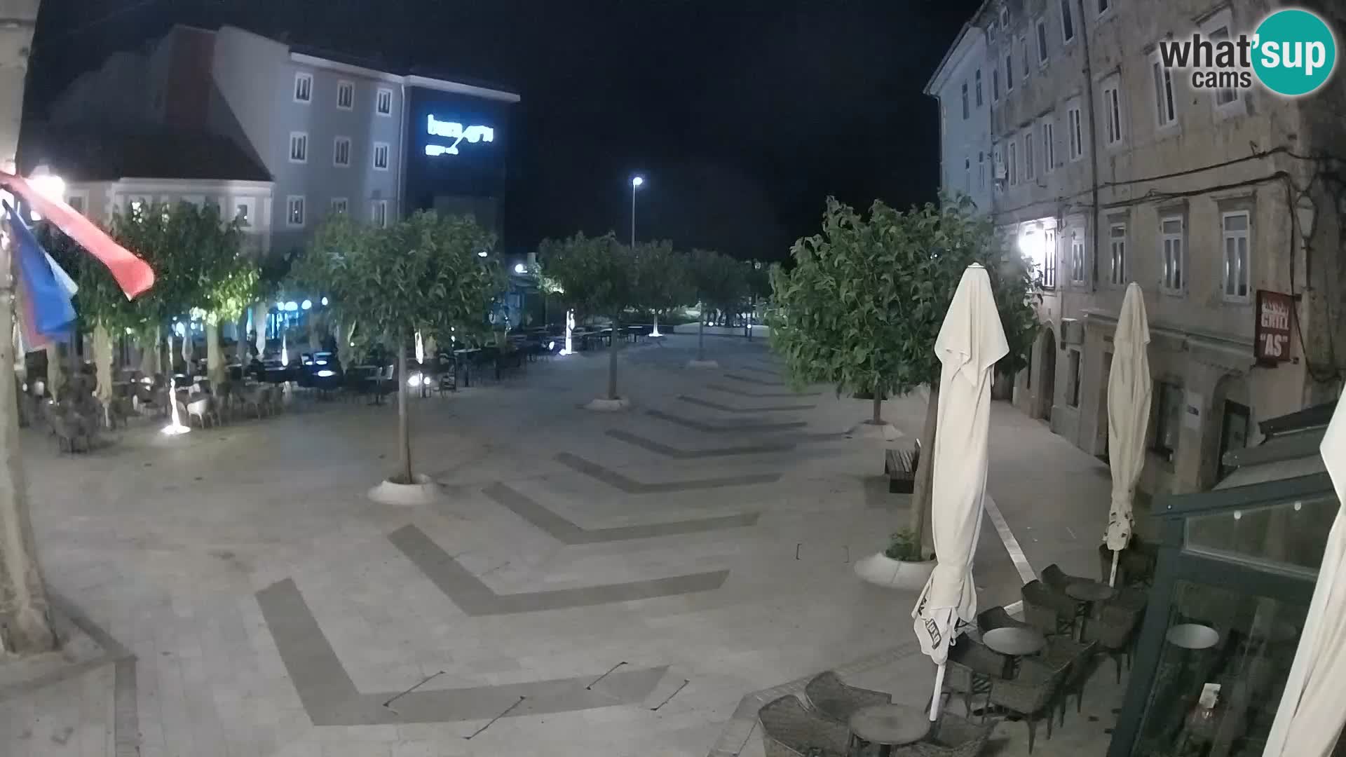 Zentrum der Stadt Senj – Pavlin platz – Live Cam Dalmatia