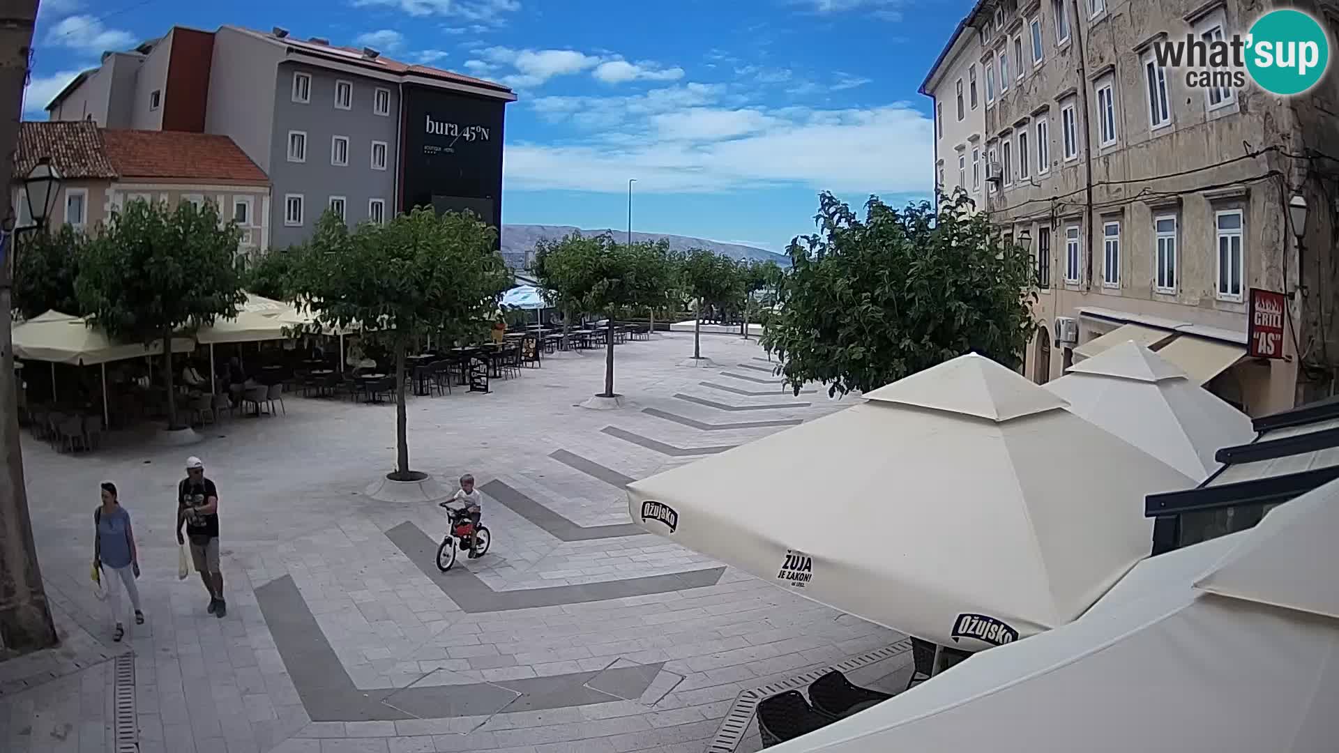 Zentrum der Stadt Senj – Pavlin platz – Live Cam Dalmatia