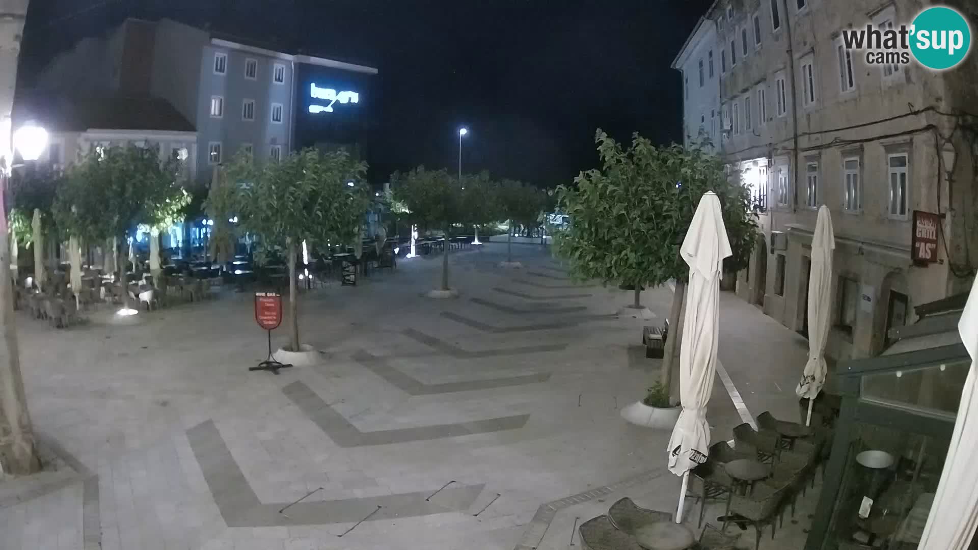 Zentrum der Stadt Senj – Pavlin platz – Live Cam Dalmatia