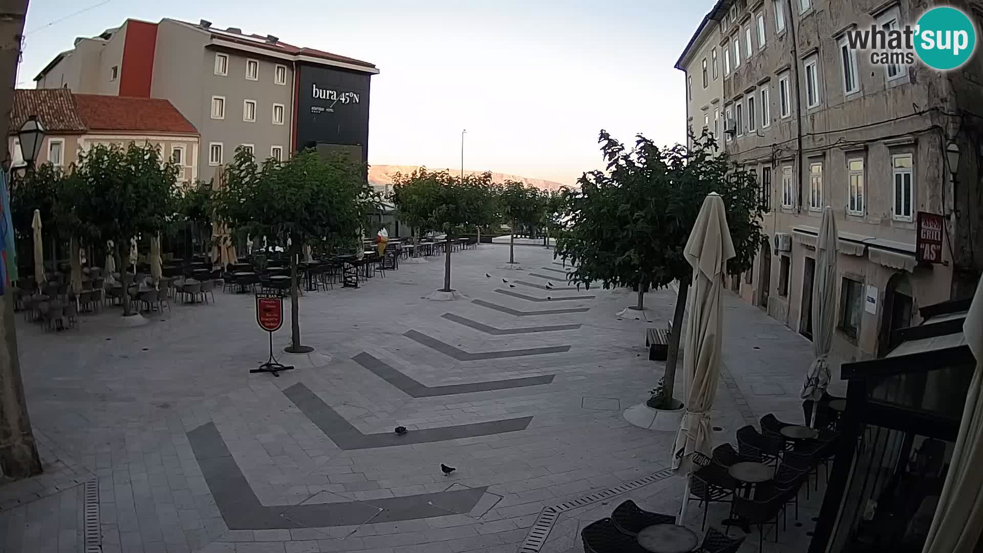 Centro de la ciudad de Senj – plaza Pavlin – Live Cam Dalmacia