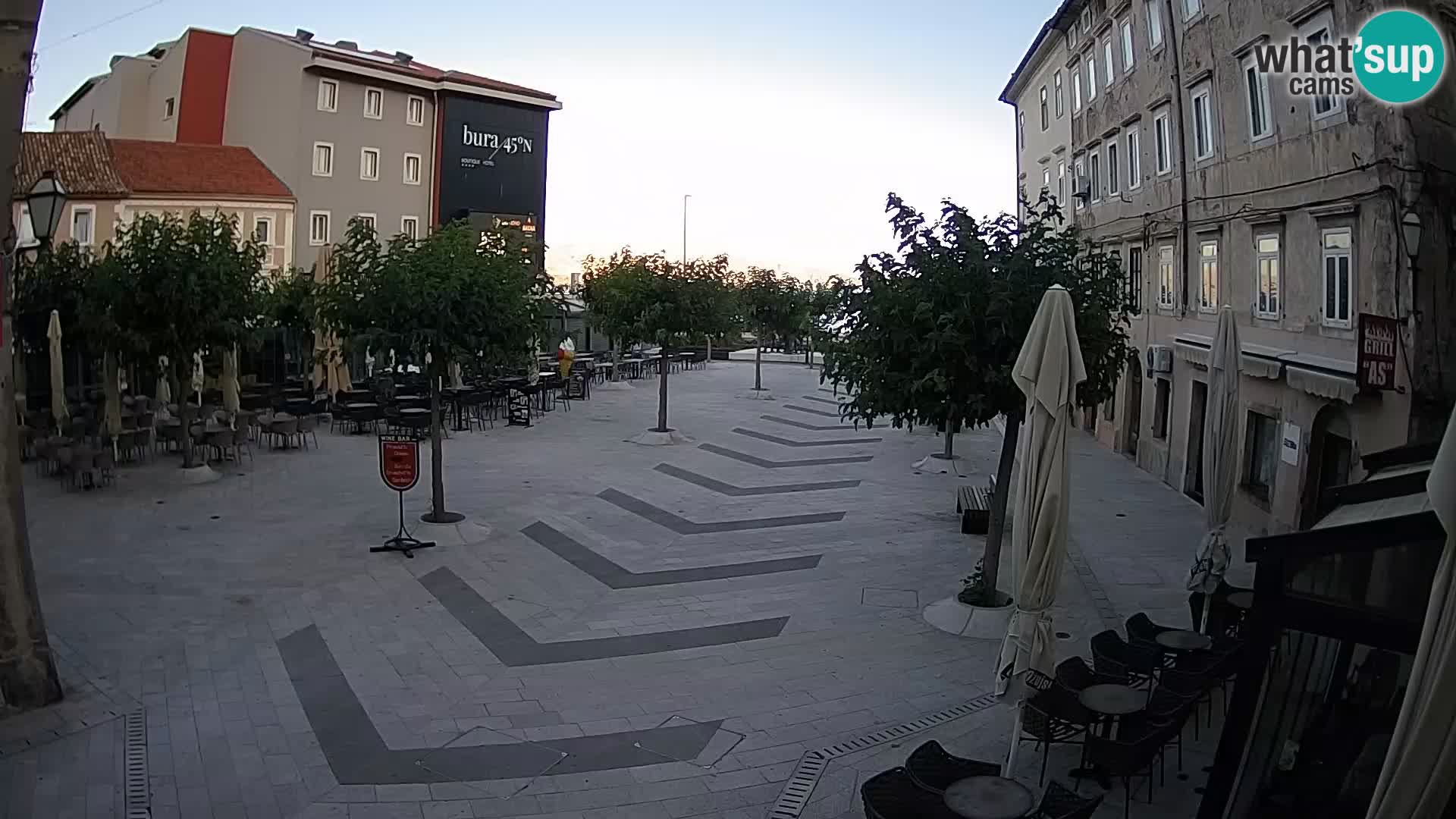 Zentrum der Stadt Senj – Pavlin platz – Live Cam Dalmatia