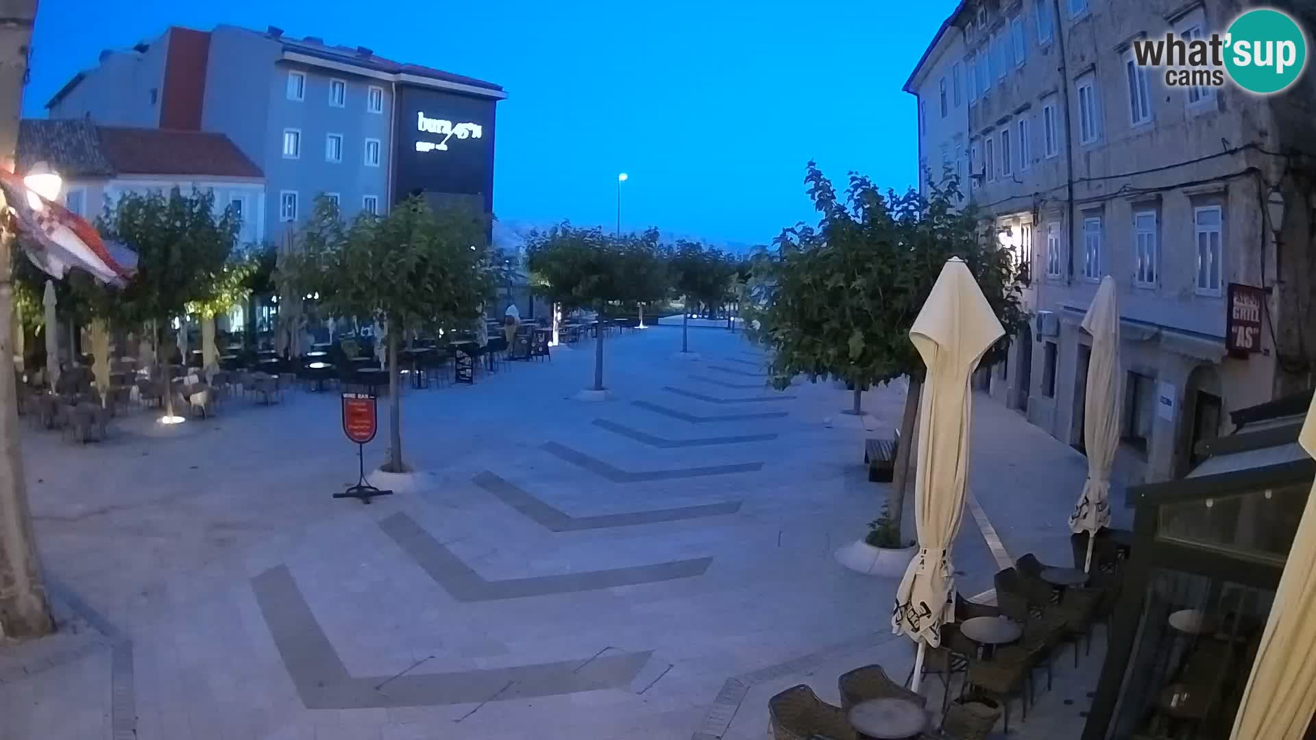 Zentrum der Stadt Senj – Pavlin platz – Live Cam Dalmatia