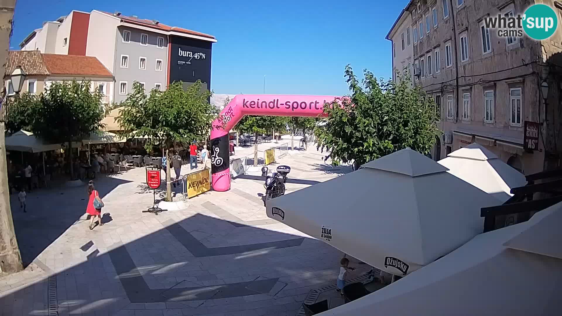 Zentrum der Stadt Senj – Pavlin platz – Live Cam Dalmatia