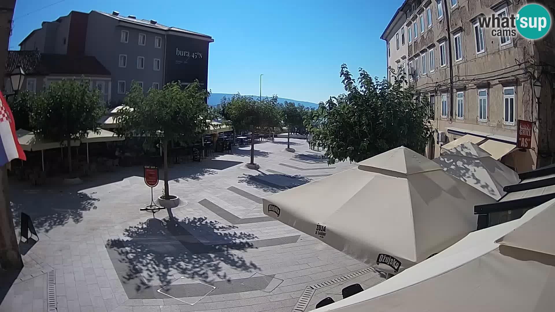 Center mesta Senj – Pavlinski trg – spletne kamere Dalmacija