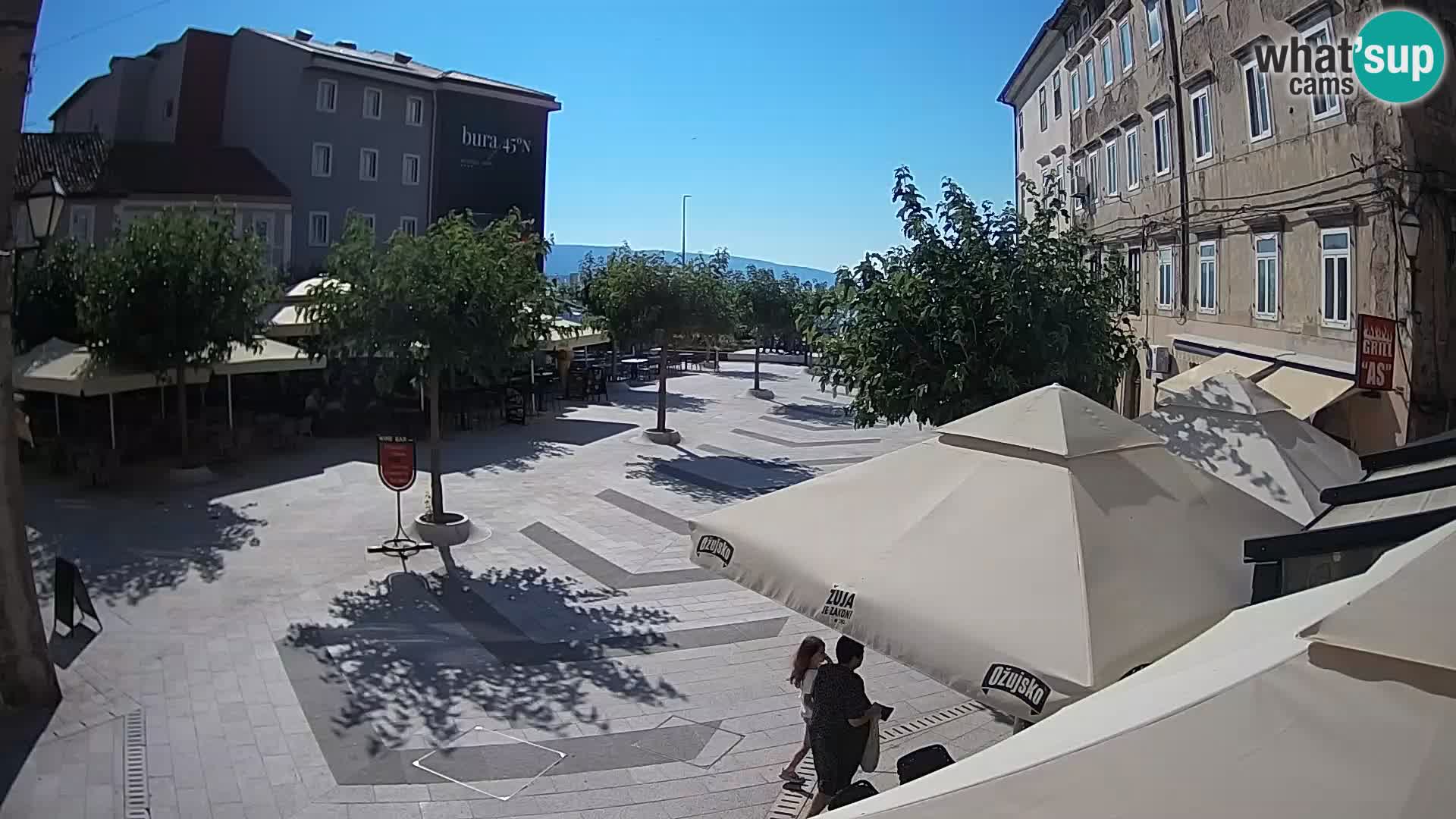 Center mesta Senj – Pavlinski trg – spletne kamere Dalmacija