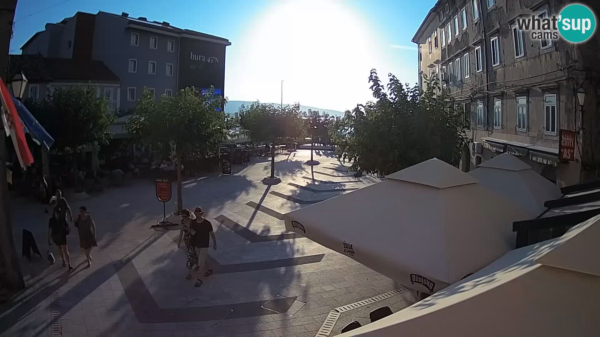 Center mesta Senj – Pavlinski trg – spletne kamere Dalmacija