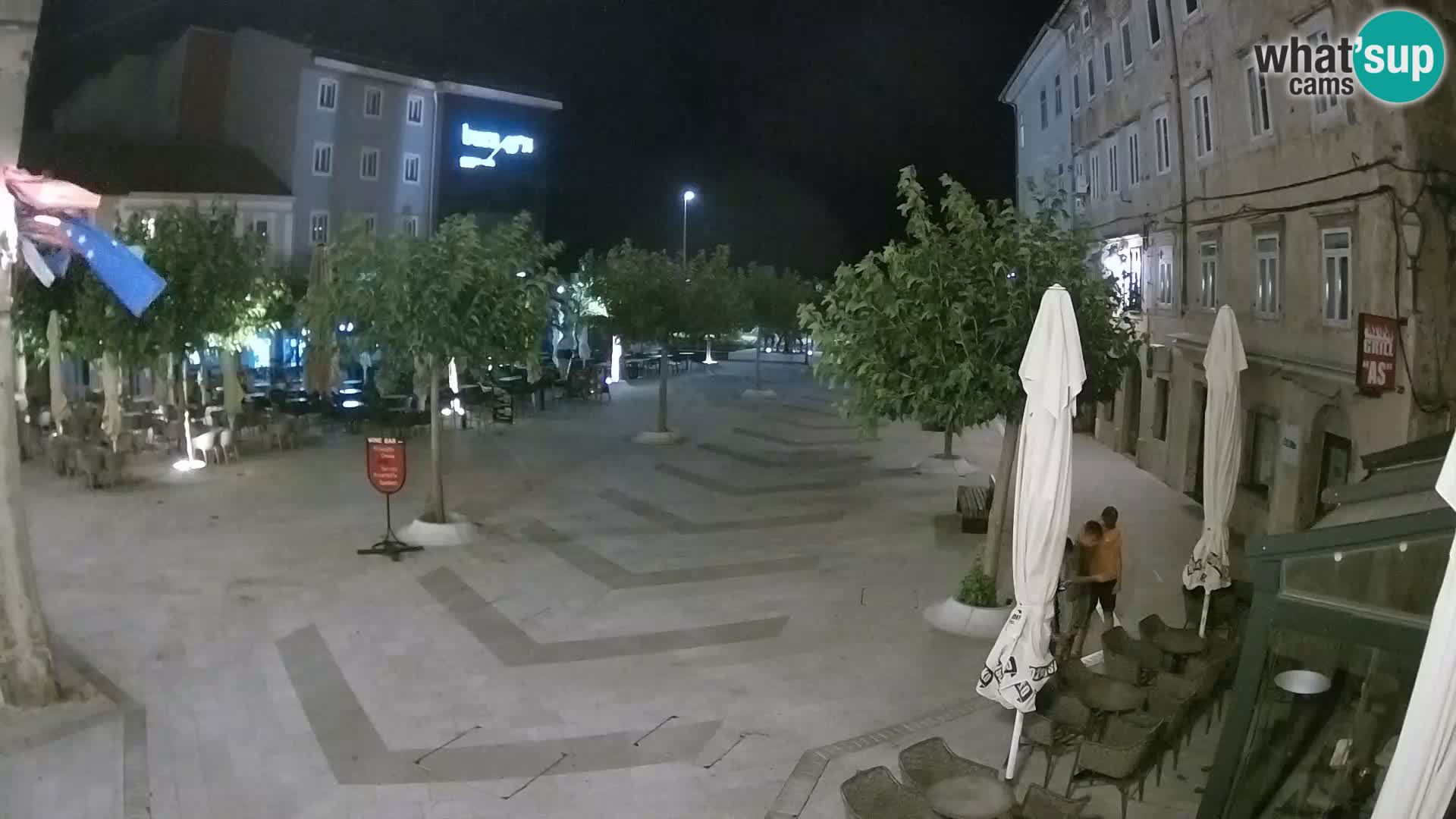Centro de la ciudad de Senj – plaza Pavlin – Live Cam Dalmacia
