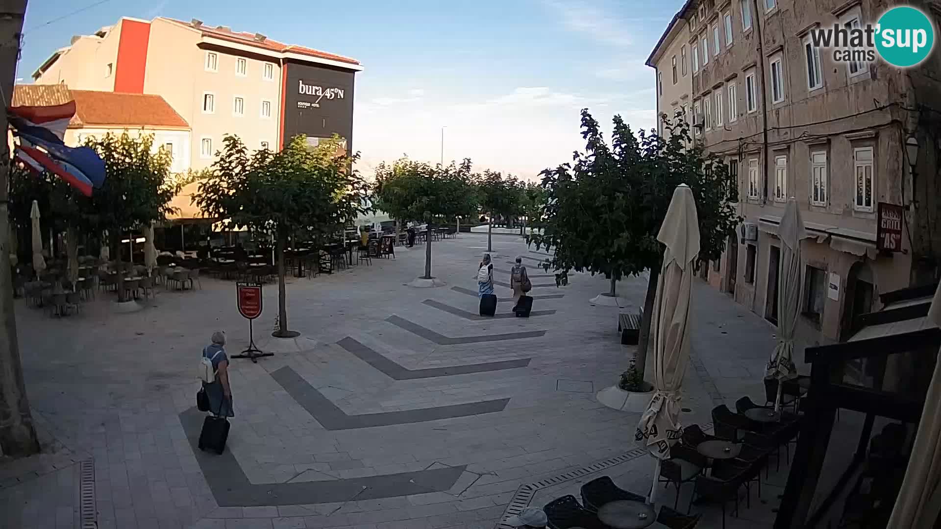 Center mesta Senj – Pavlinski trg – spletne kamere Dalmacija