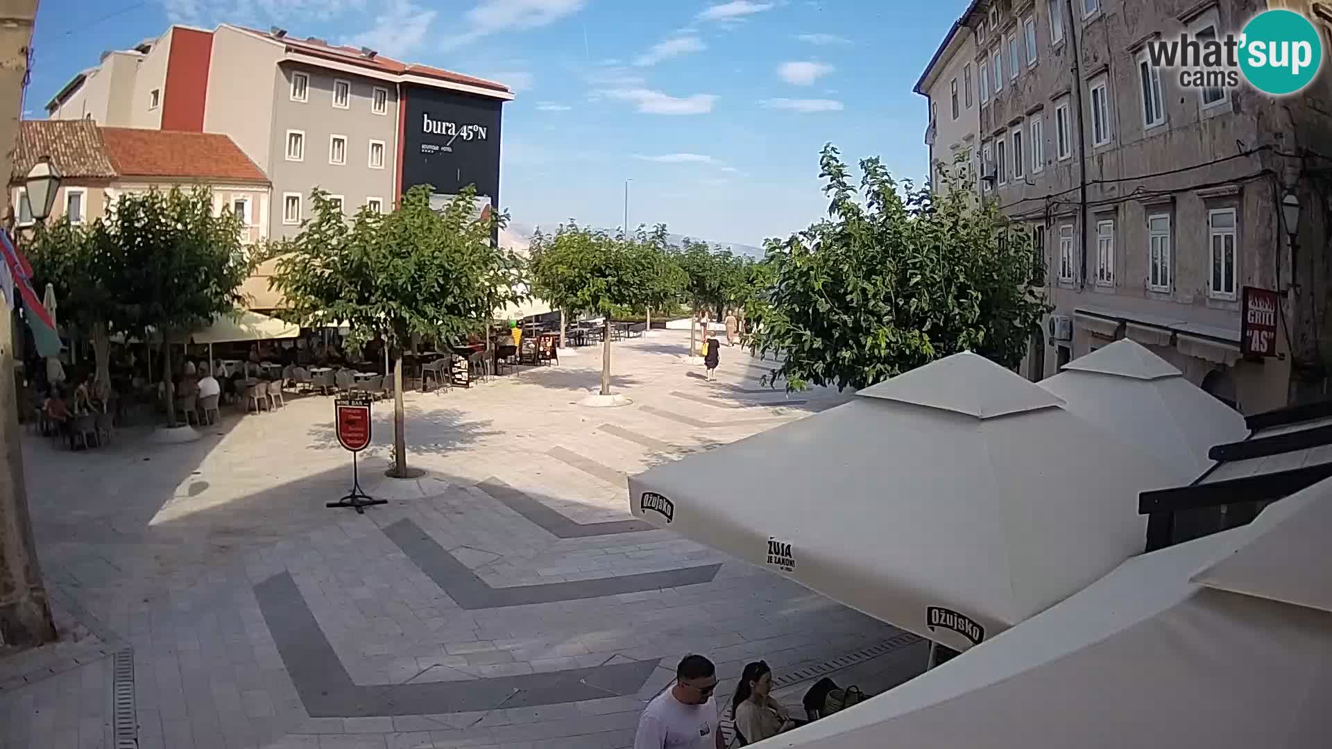 Zentrum der Stadt Senj – Pavlin platz – Live Cam Dalmatia