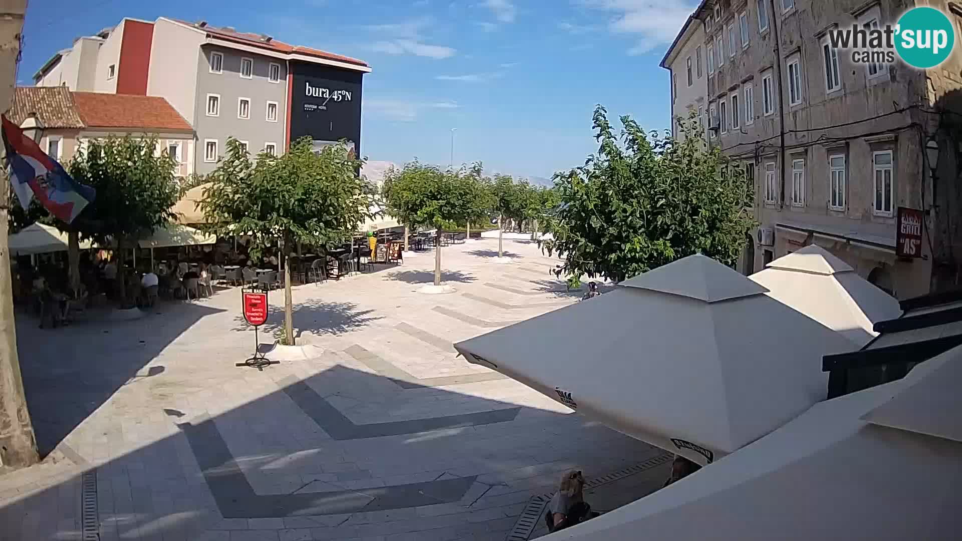 Centro de la ciudad de Senj – plaza Pavlin – Live Cam Dalmacia
