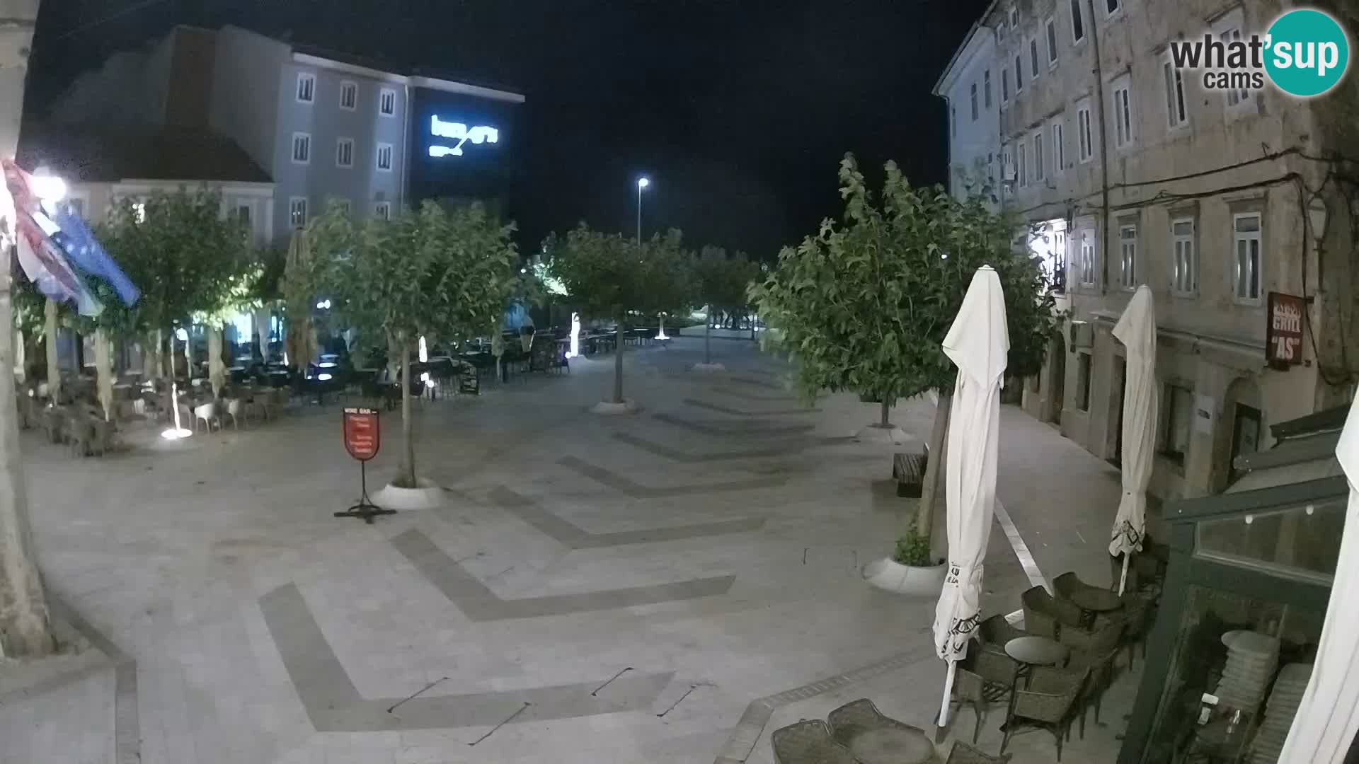 Zentrum der Stadt Senj – Pavlin platz – Live Cam Dalmatia