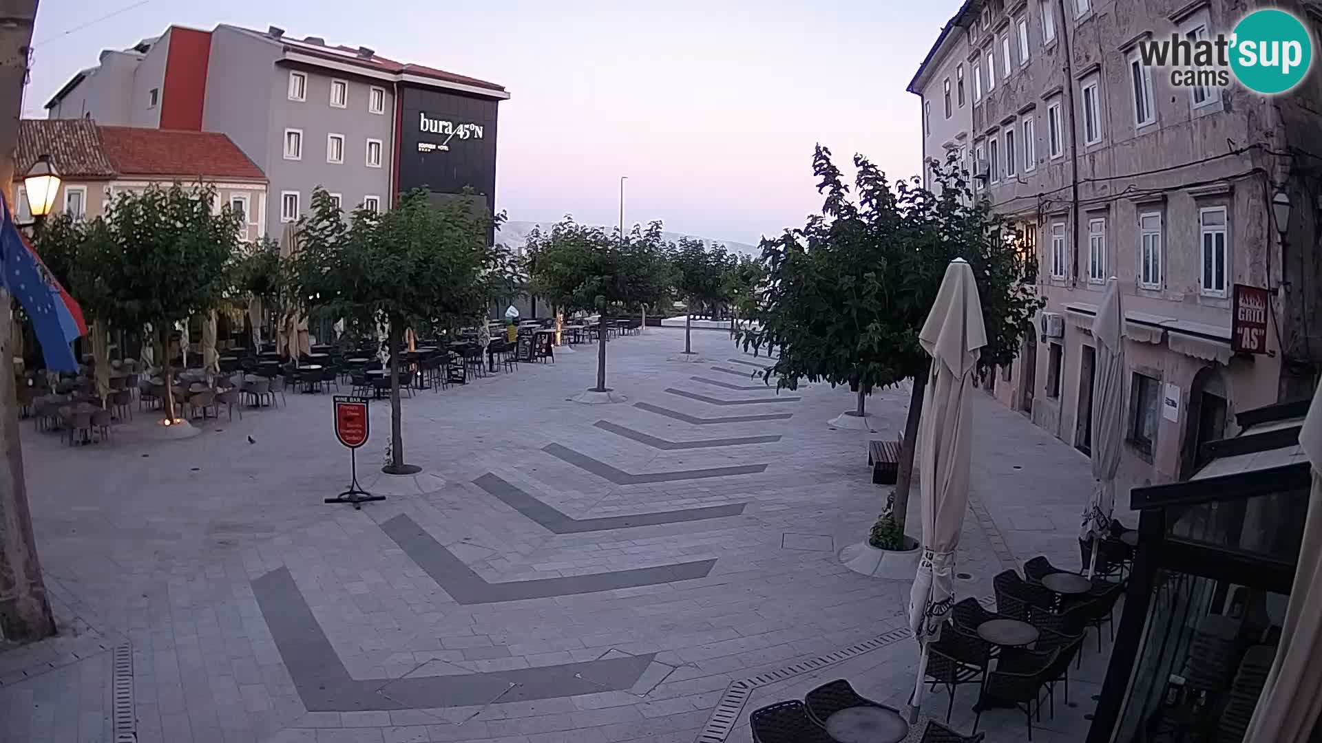 Zentrum der Stadt Senj – Pavlin platz – Live Cam Dalmatia