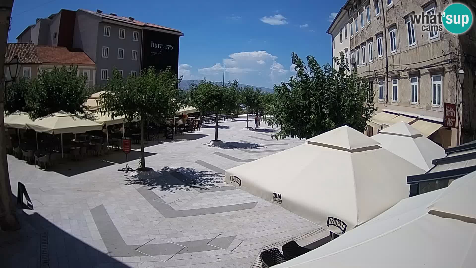 Zentrum der Stadt Senj – Pavlin platz – Live Cam Dalmatia