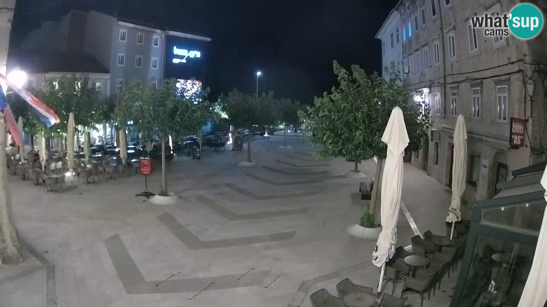 Zentrum der Stadt Senj – Pavlin platz – Live Cam Dalmatia