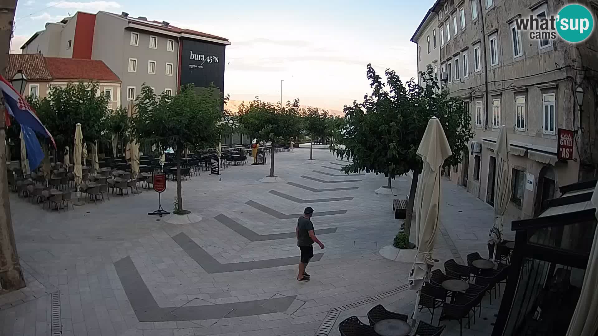 Centro de la ciudad de Senj – plaza Pavlin – Live Cam Dalmacia