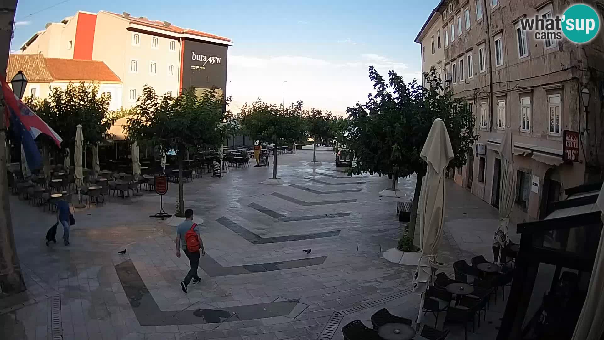 Center mesta Senj – Pavlinski trg – spletne kamere Dalmacija