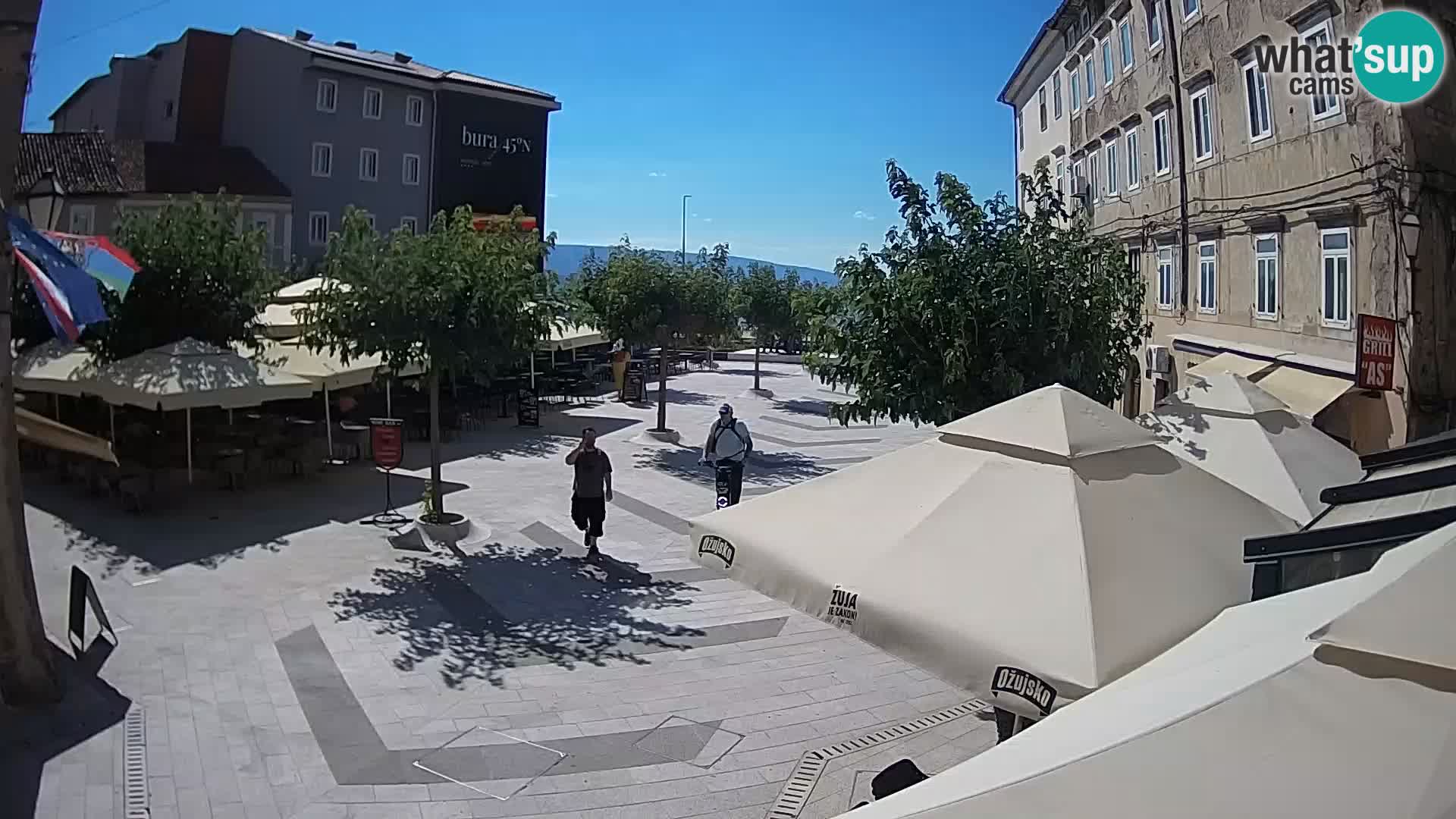Zentrum der Stadt Senj – Pavlin platz – Live Cam Dalmatia