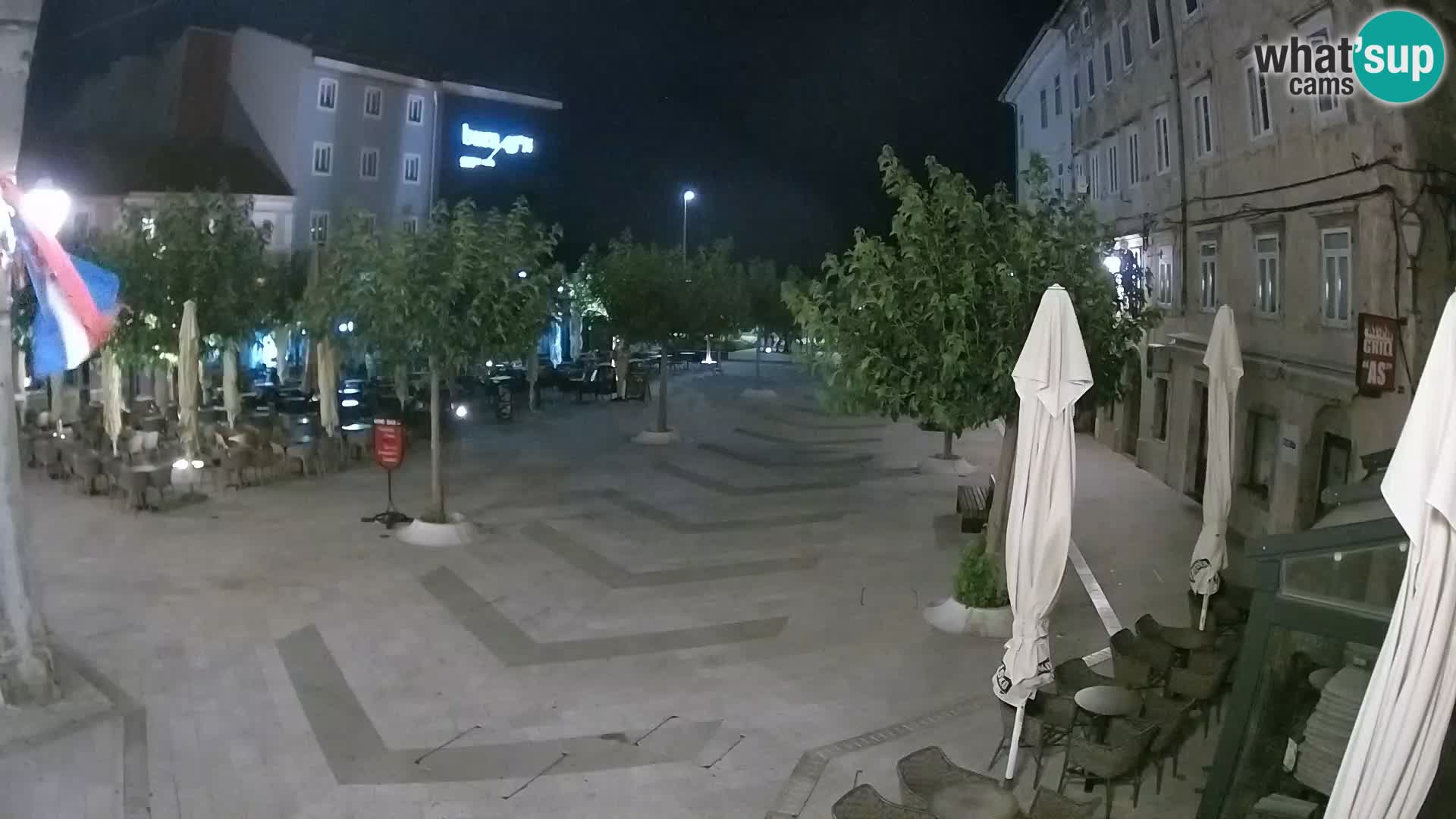 Zentrum der Stadt Senj – Pavlin platz – Live Cam Dalmatia
