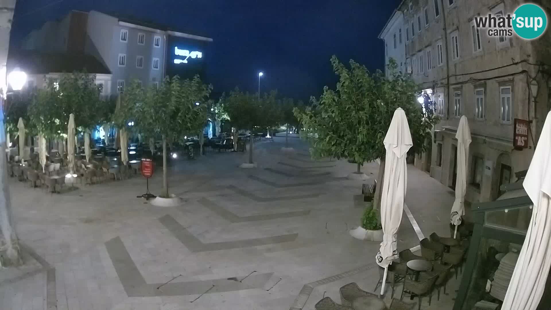 Center mesta Senj – Pavlinski trg – spletne kamere Dalmacija