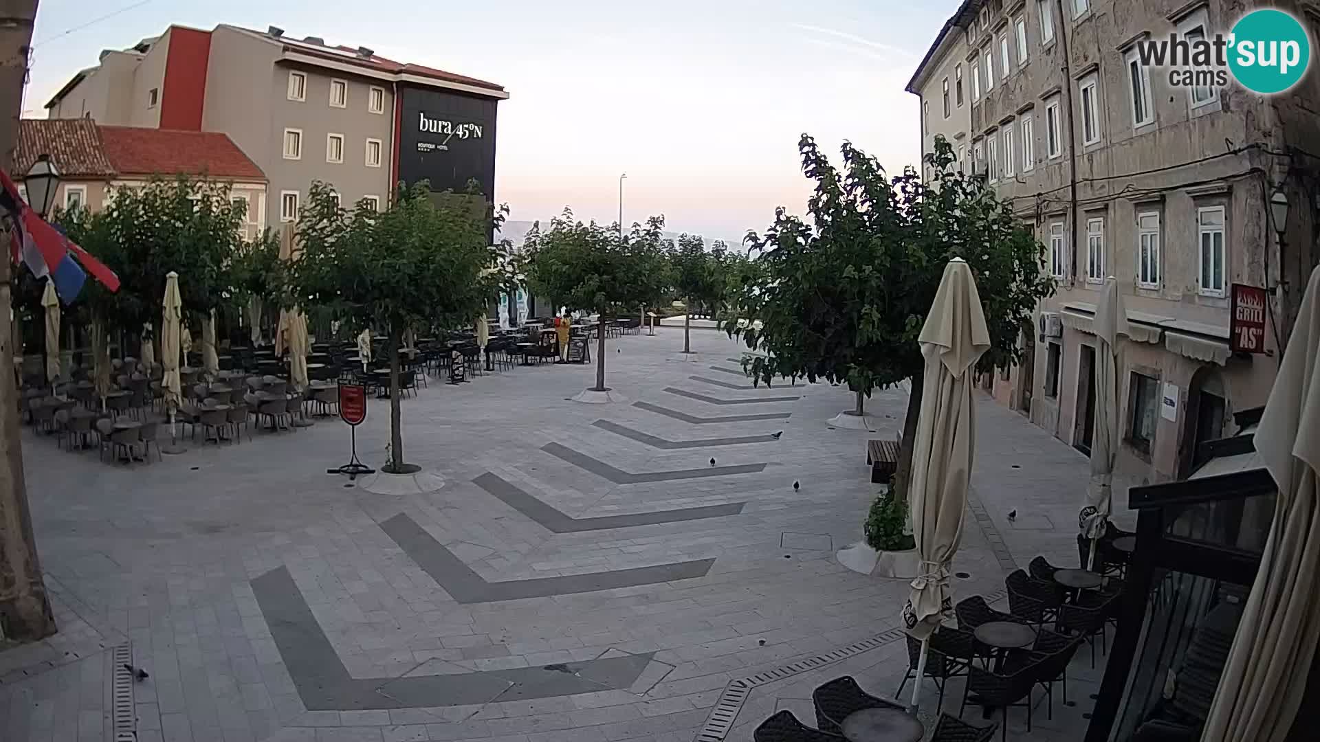 Centro de la ciudad de Senj – plaza Pavlin – Live Cam Dalmacia
