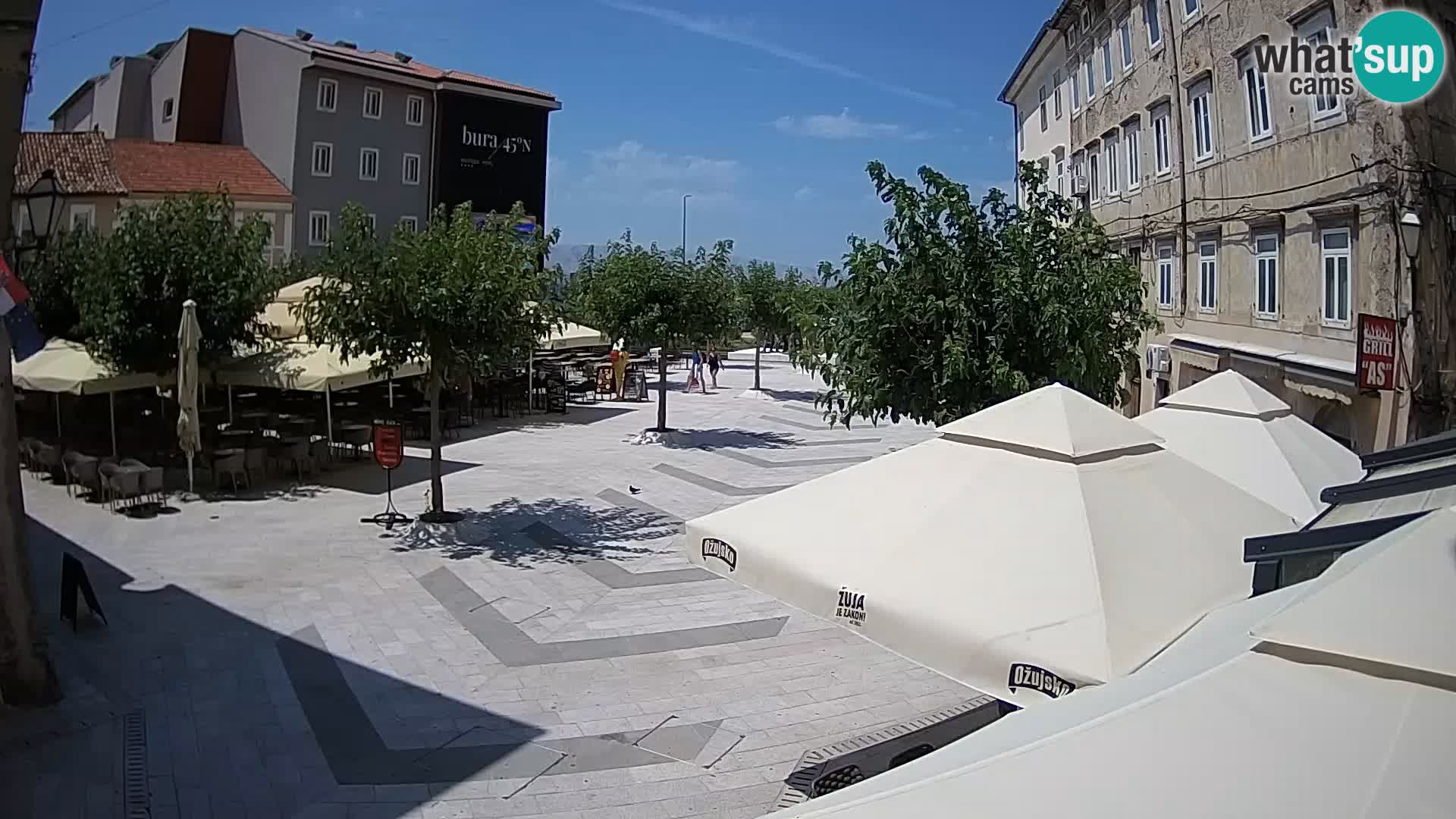 Zentrum der Stadt Senj – Pavlin platz – Live Cam Dalmatia