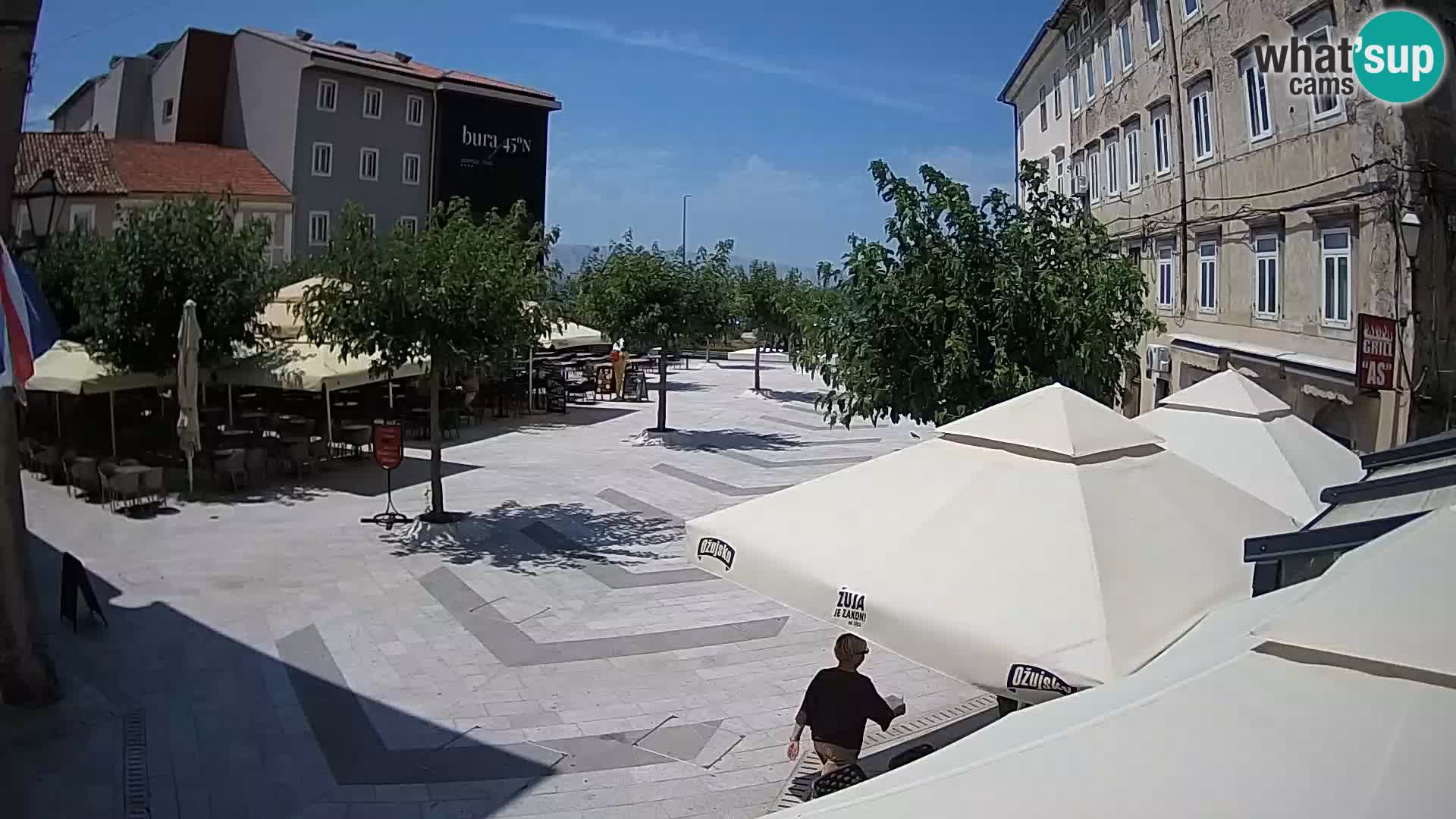 Zentrum der Stadt Senj – Pavlin platz – Live Cam Dalmatia