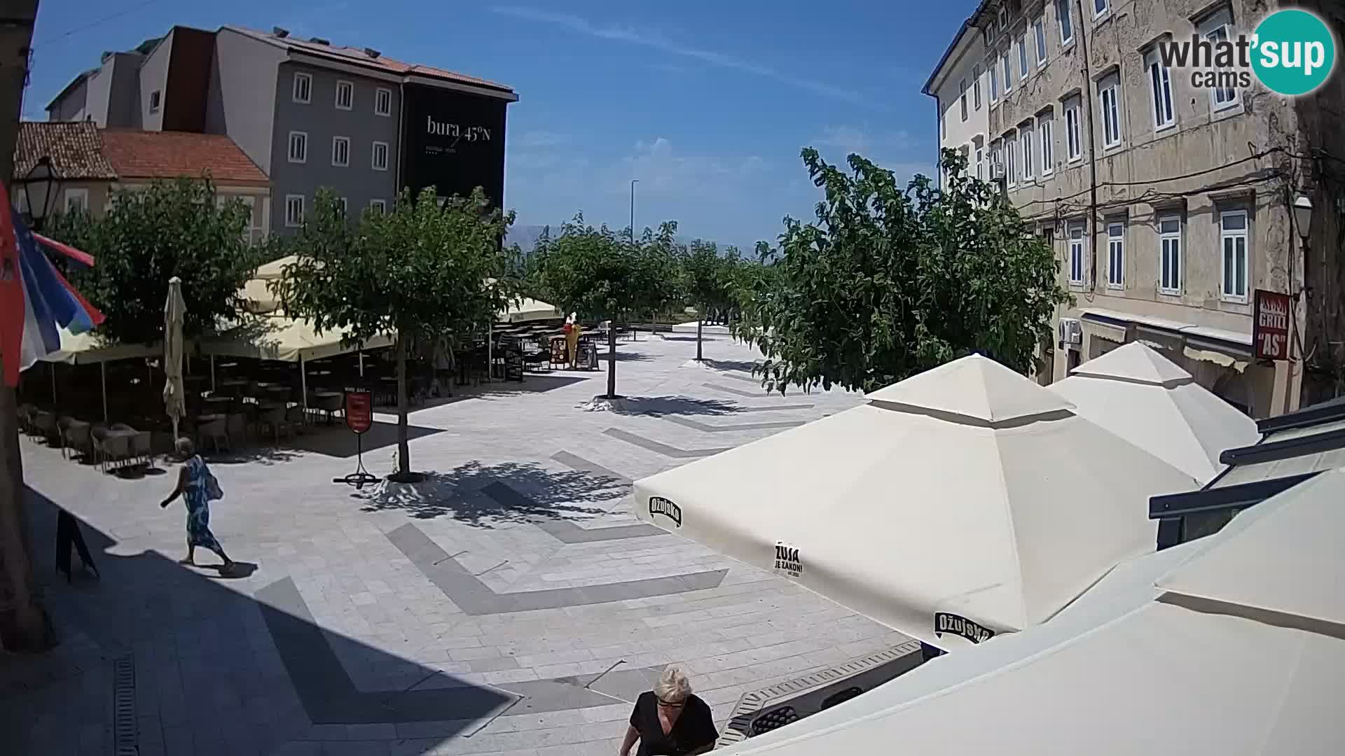 Center mesta Senj – Pavlinski trg – spletne kamere Dalmacija