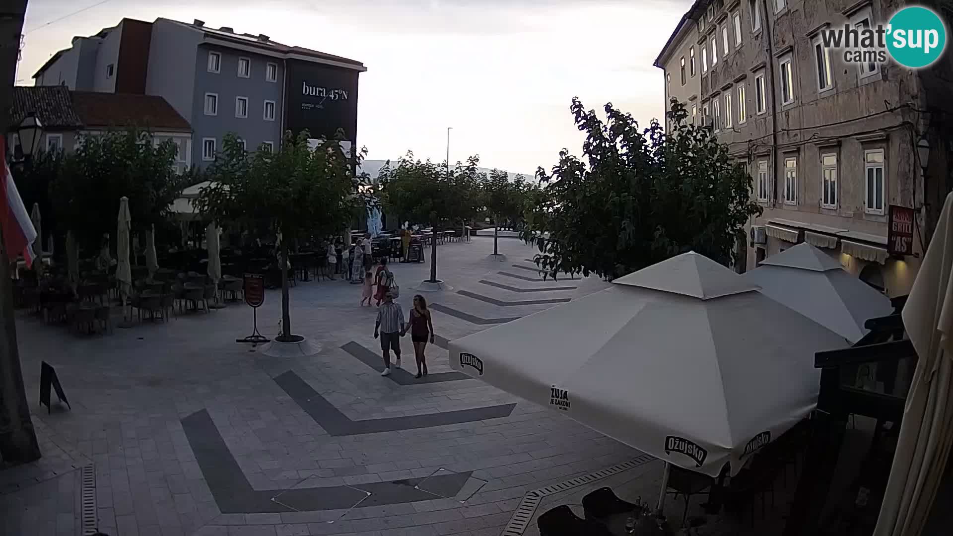 Center mesta Senj – Pavlinski trg – spletne kamere Dalmacija