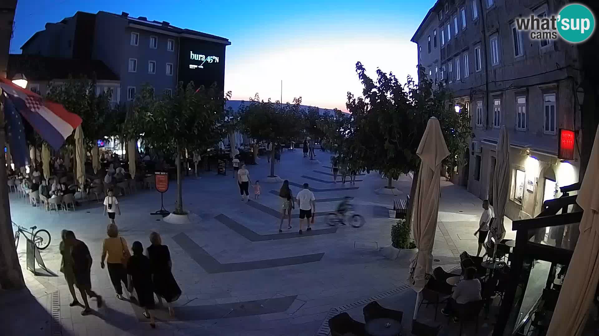 Centro de la ciudad de Senj – plaza Pavlin – Live Cam Dalmacia