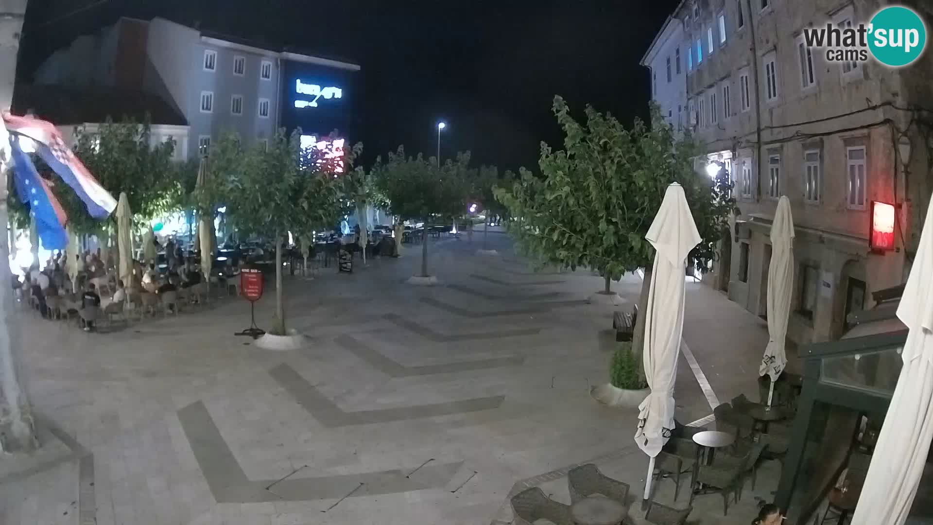 Centar grada Senja – Pavlinski trg – web kamere Dalmacija
