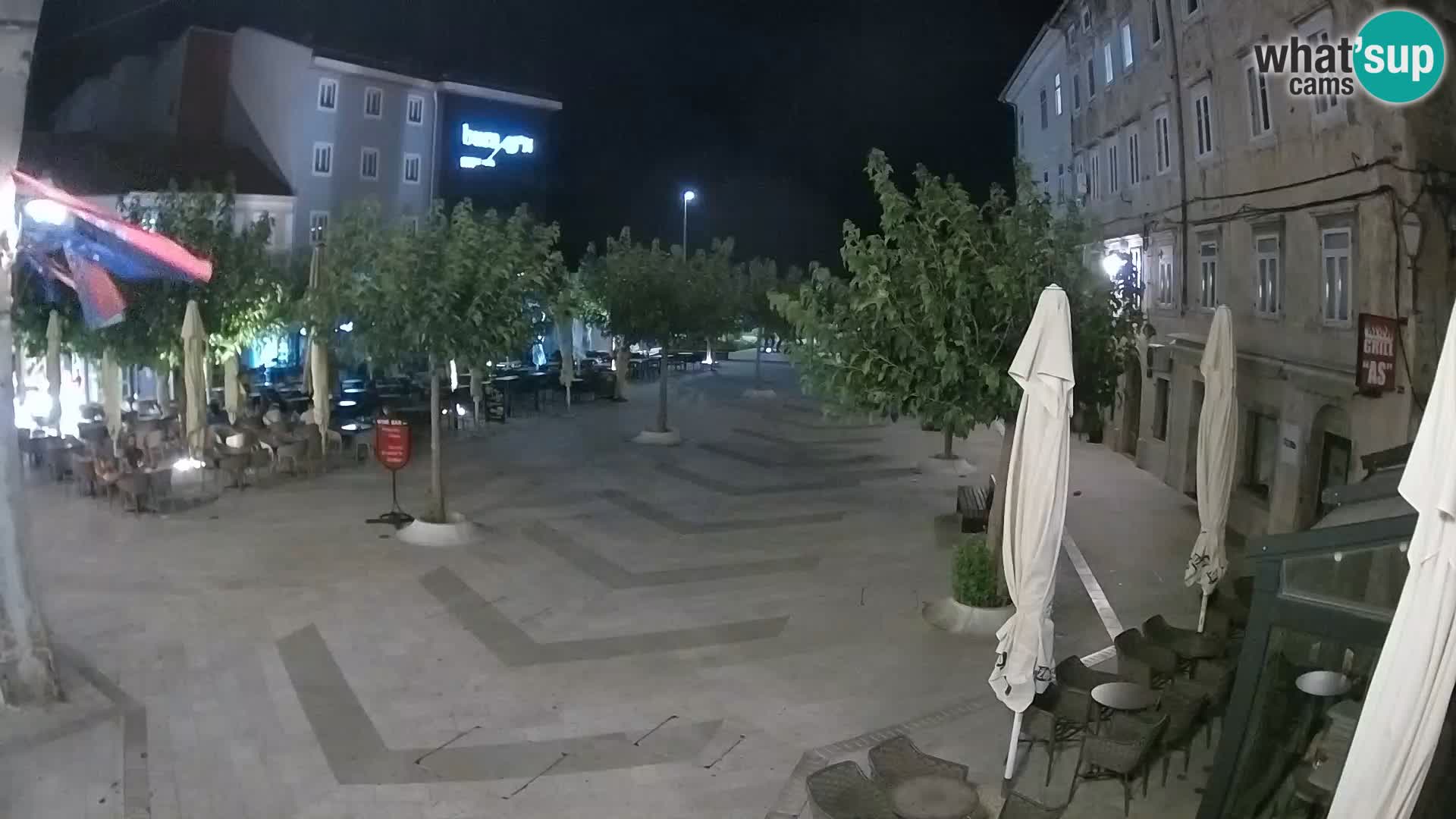 Zentrum der Stadt Senj – Pavlin platz – Live Cam Dalmatia