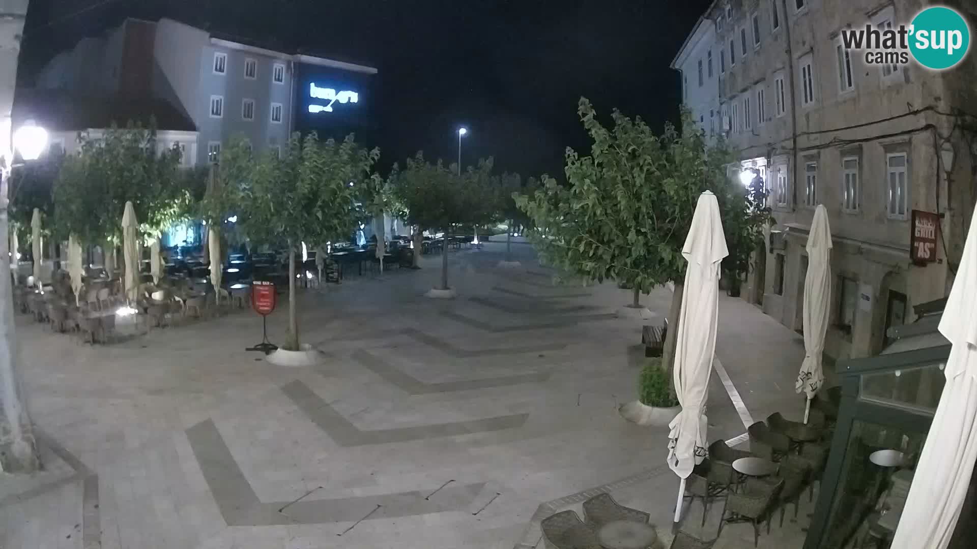 Zentrum der Stadt Senj – Pavlin platz – Live Cam Dalmatia