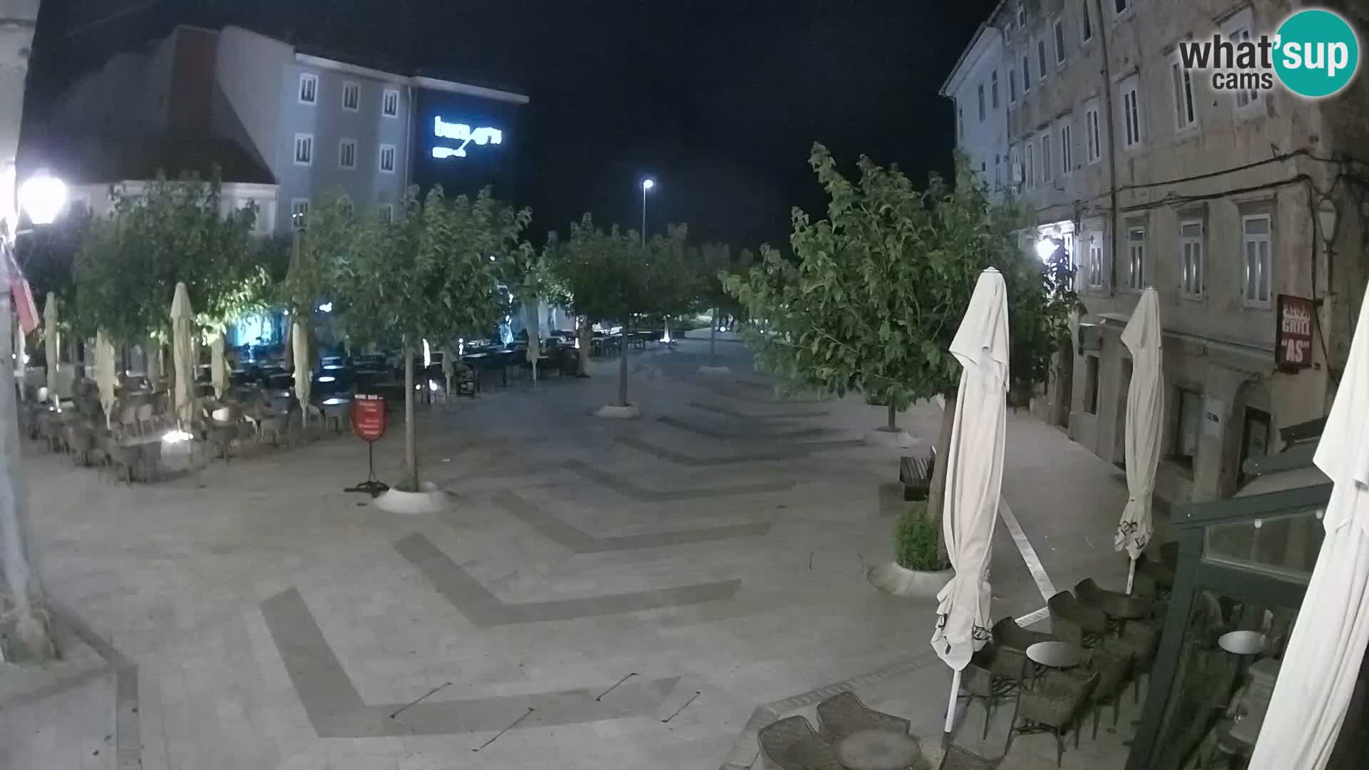 Centro de la ciudad de Senj – plaza Pavlin – Live Cam Dalmacia