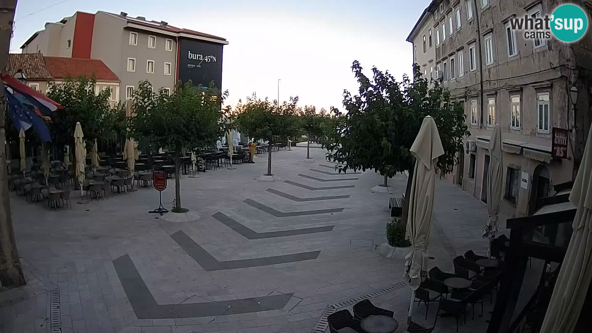Centro de la ciudad de Senj – plaza Pavlin – Live Cam Dalmacia