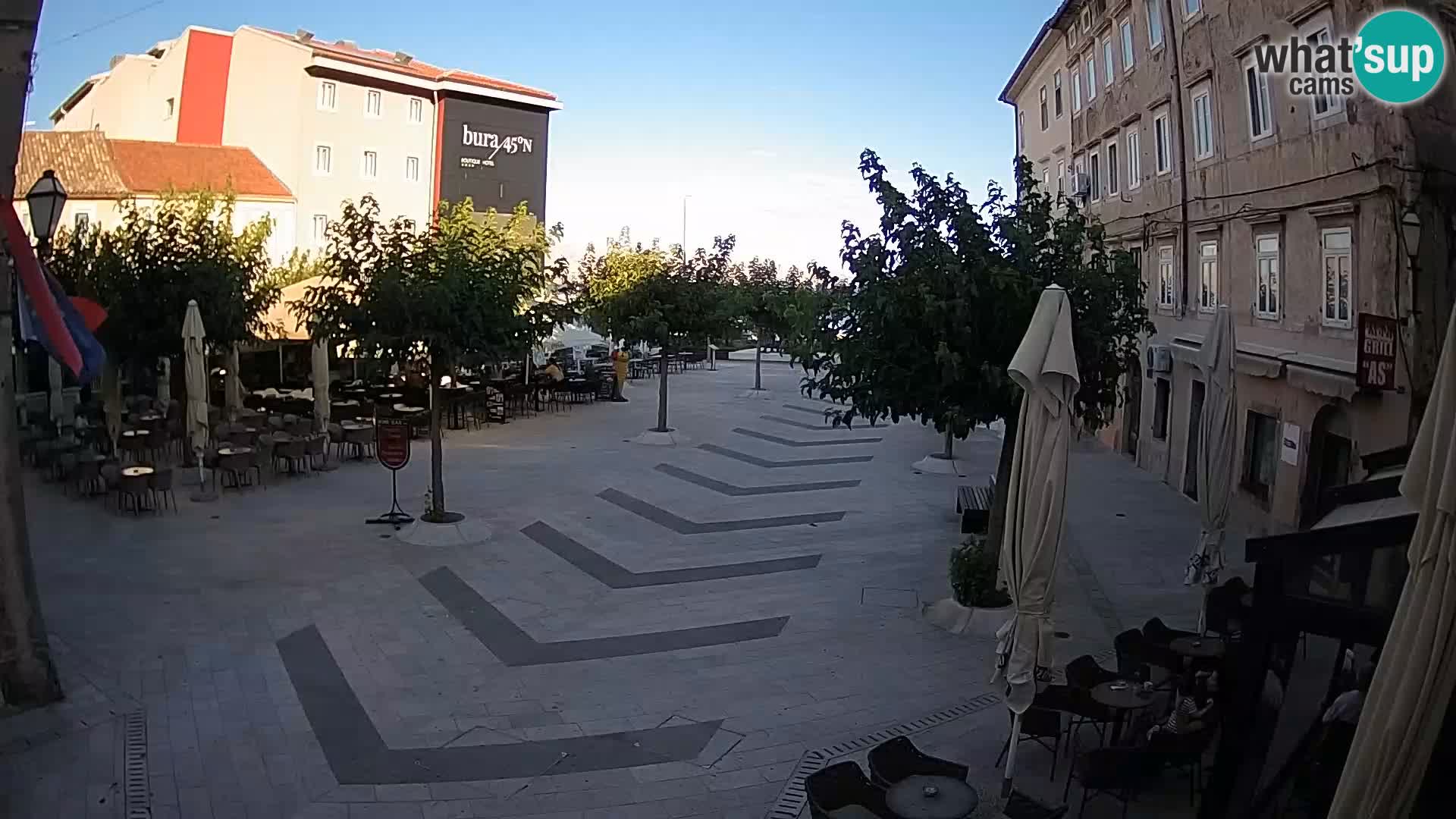 Zentrum der Stadt Senj – Pavlin platz – Live Cam Dalmatia