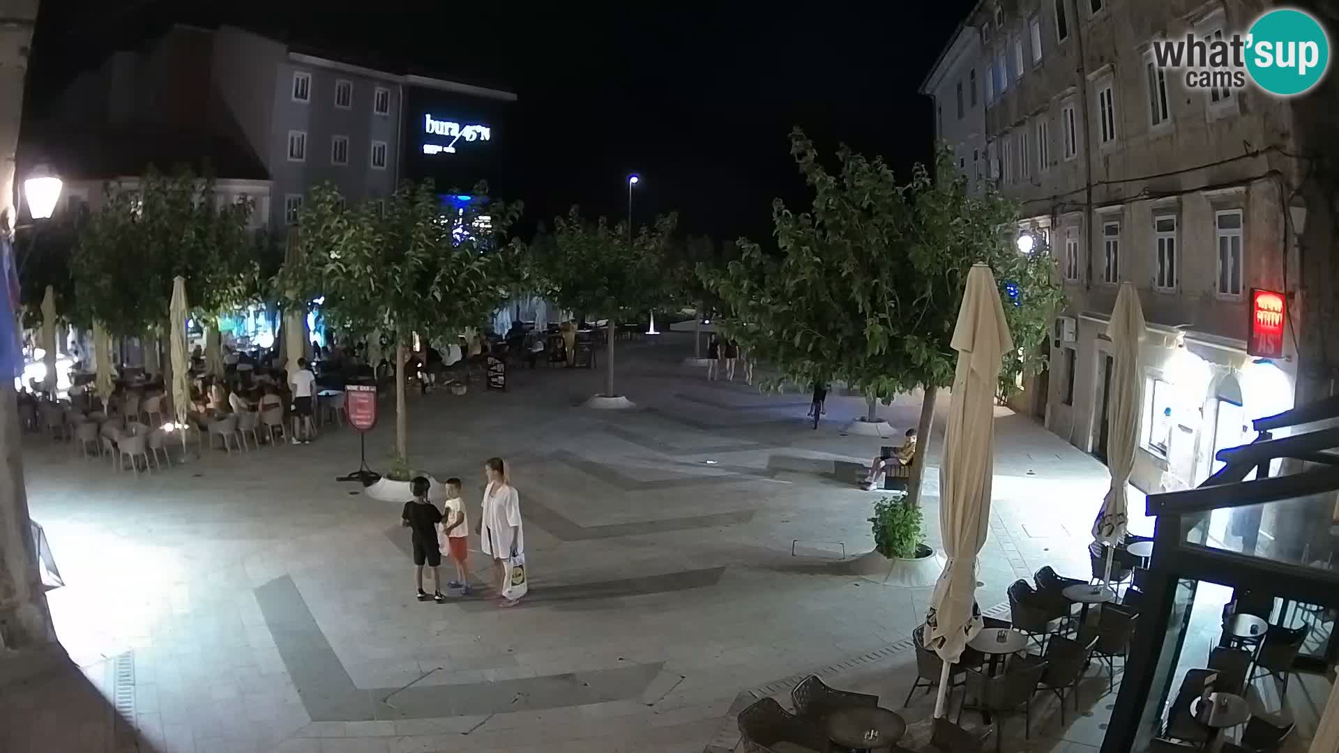 Center mesta Senj – Pavlinski trg – spletne kamere Dalmacija
