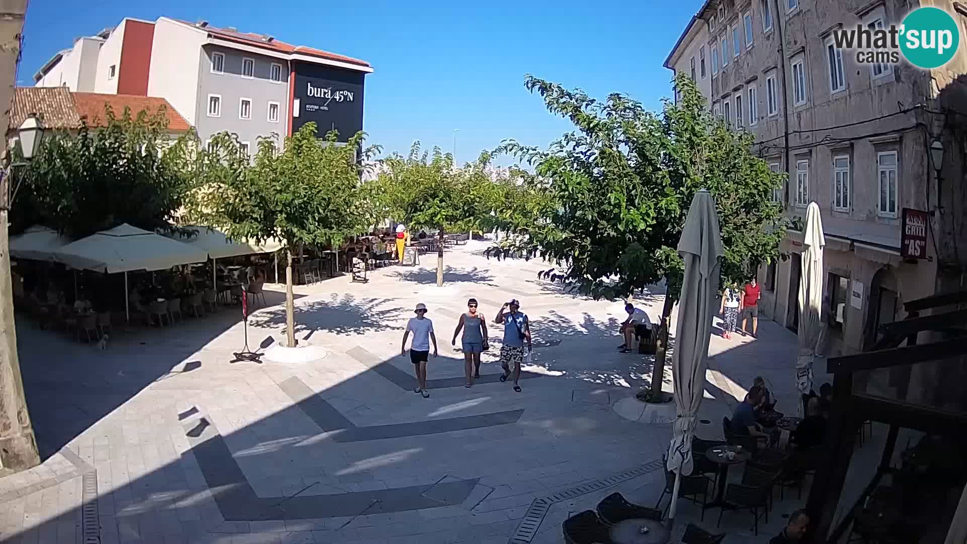 Zentrum der Stadt Senj – Pavlin platz – Live Cam Dalmatia