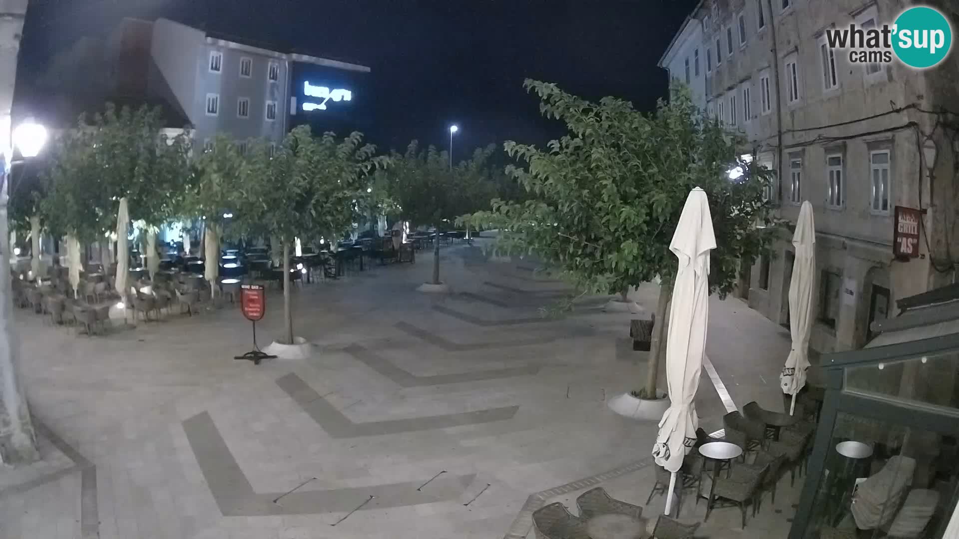 Zentrum der Stadt Senj – Pavlin platz – Live Cam Dalmatia