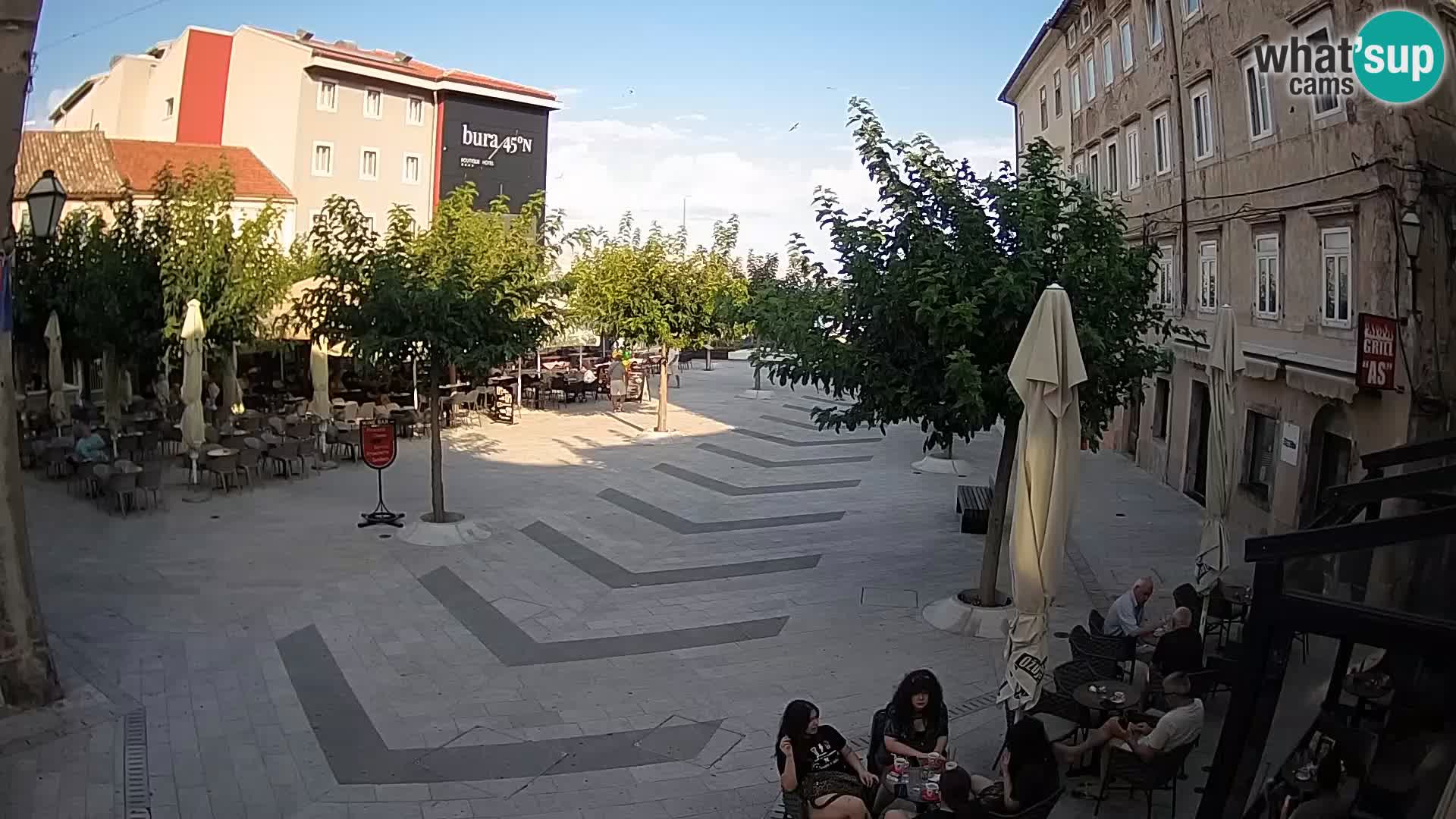 Centro de la ciudad de Senj – plaza Pavlin – Live Cam Dalmacia
