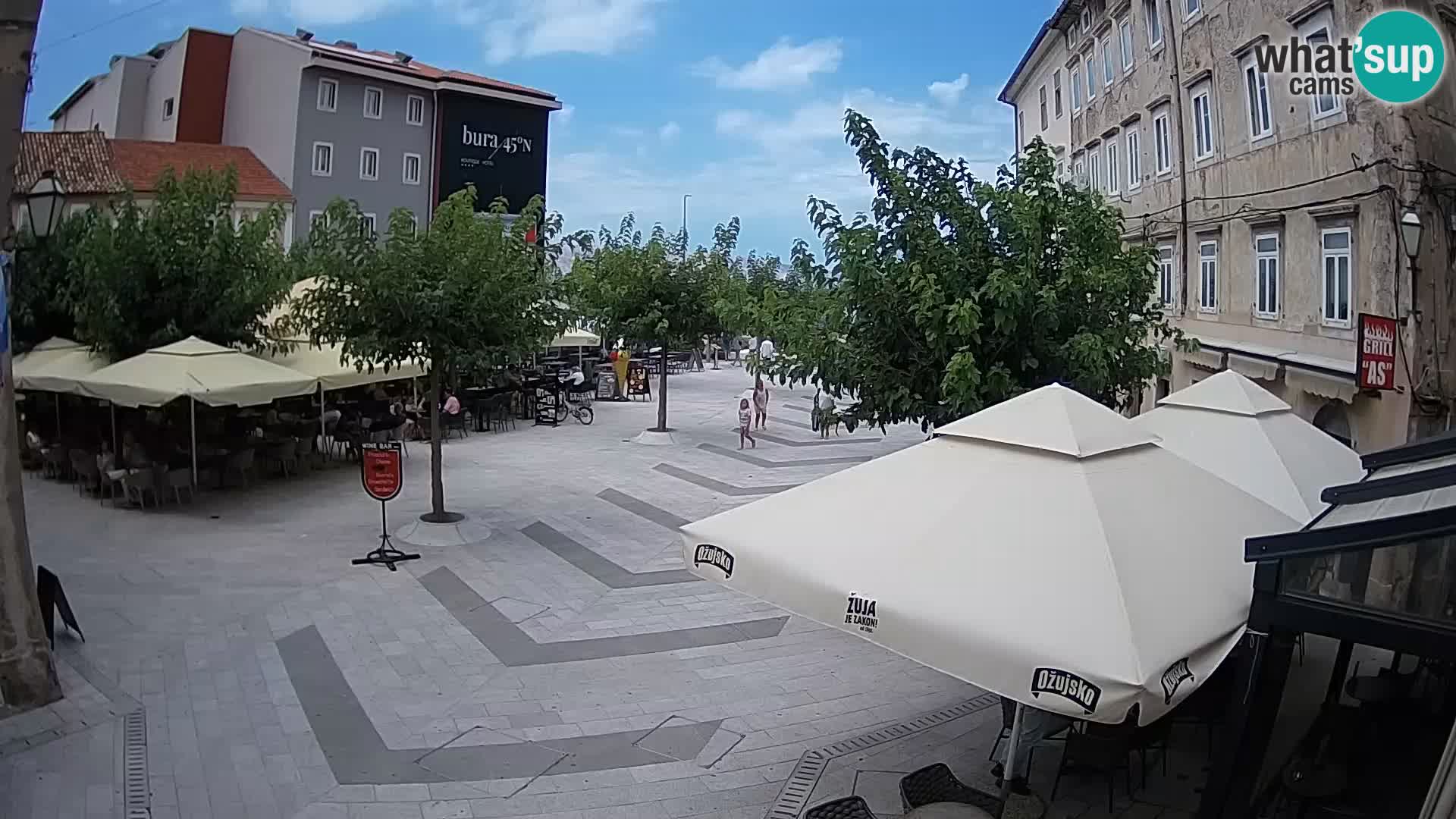 Zentrum der Stadt Senj – Pavlin platz – Live Cam Dalmatia